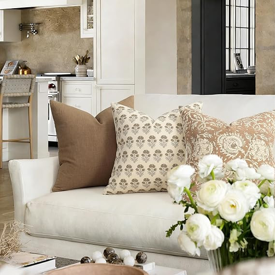 Farmhouse Floral Pillow Covers 18x18 Set of 2, Country Botanical Throw Pillow Cover for Sofa Couc... | Amazon (US)