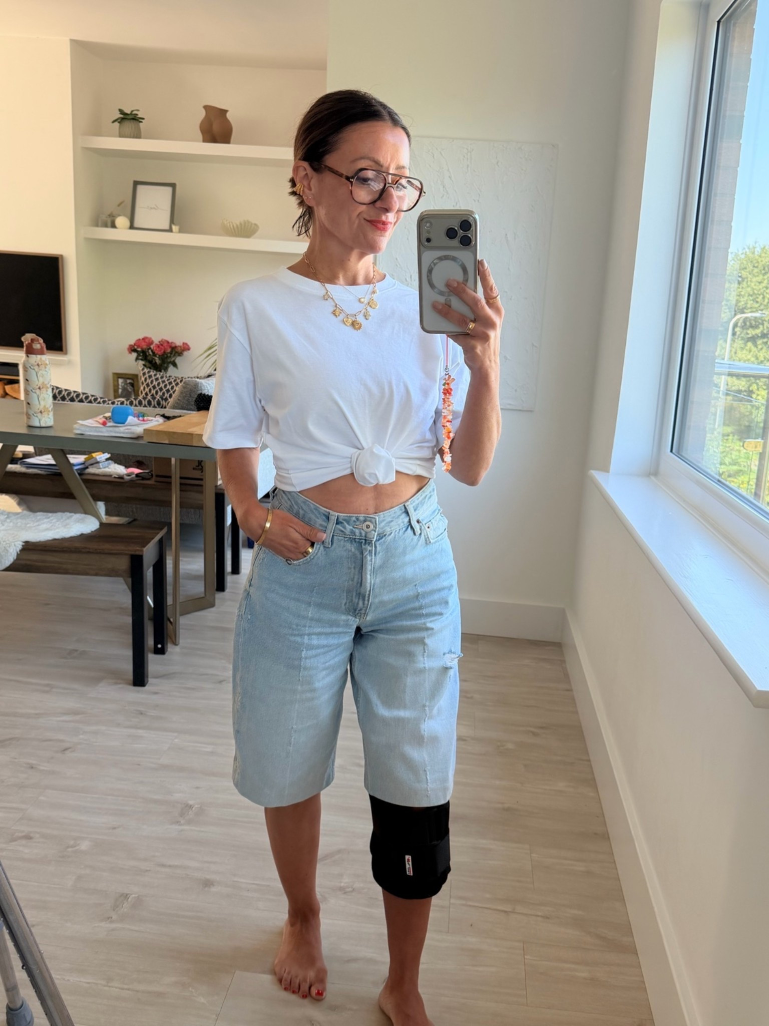 Exact t shirt linked - it’s oversized and perfect for knotting 

Found some very similar shorts and necklaces. Exact necklace on my stories shortly/July highlight

#LTKuk #LTKsummer
