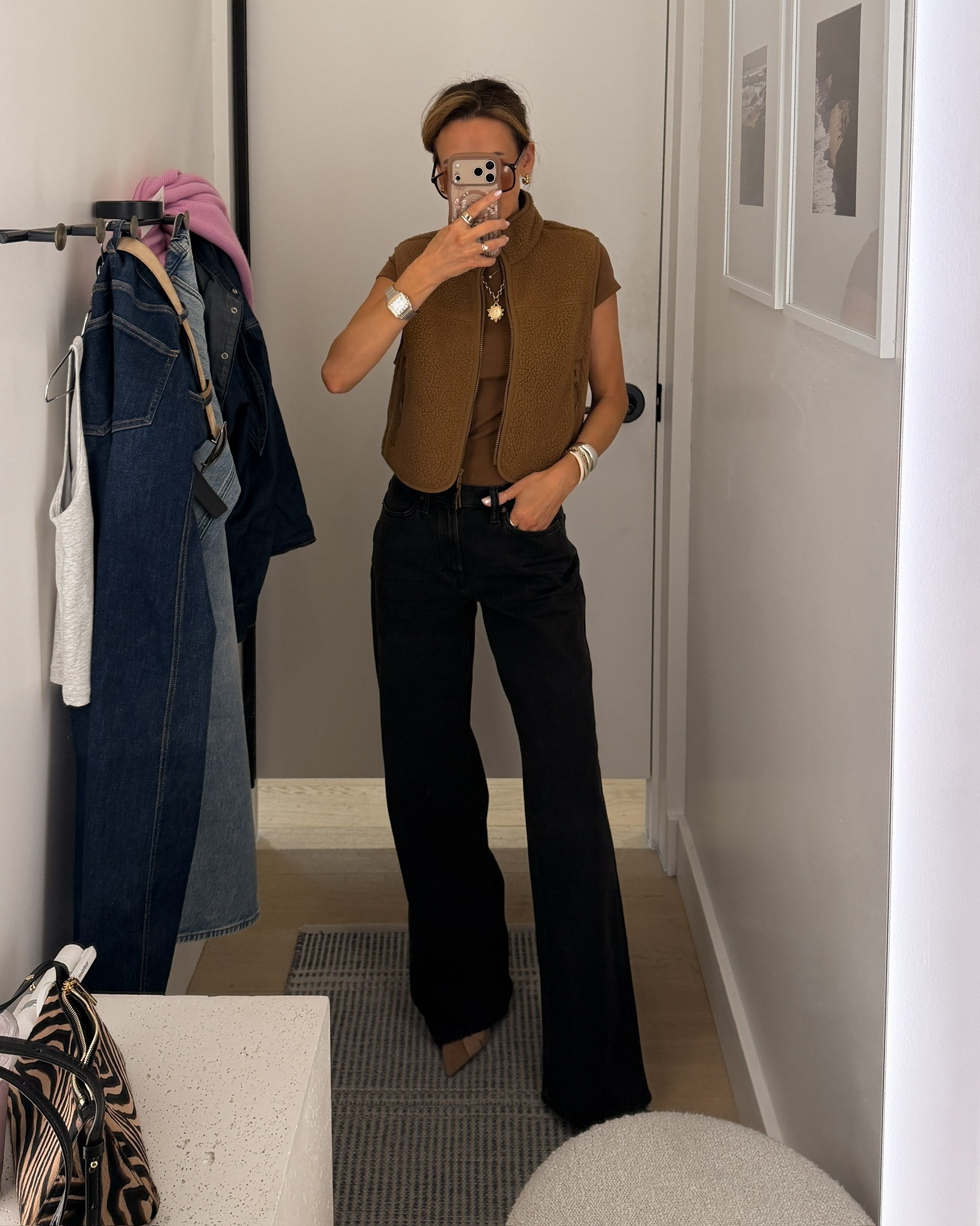 Got the new Vuori jeans in black as well and loving this wash, perfect for fall/winter. Wearing a 25

#LTKstorytime #LTKSeasonal
