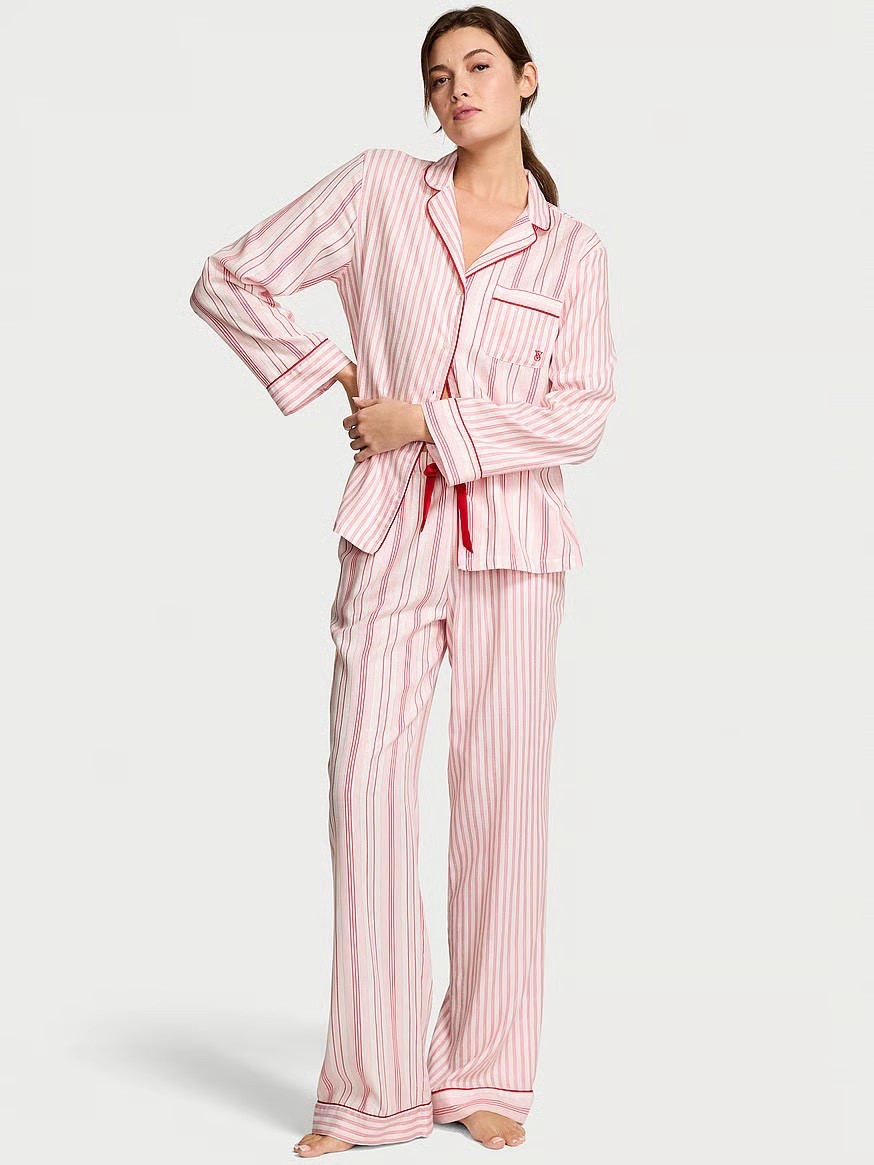 $35 pajamas at Victoria Secret 🎀

#LTKGiftGuide #LTKHoliday #LTKSaleAlert