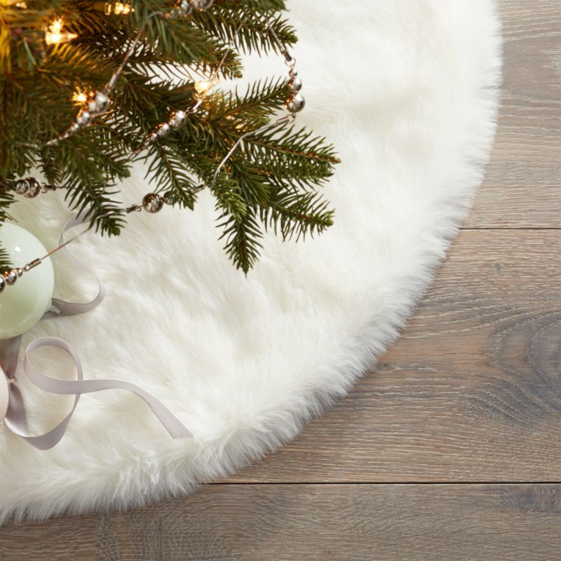 24" White Faux Fur Tree Skirt + Reviews | CB2 | CB2