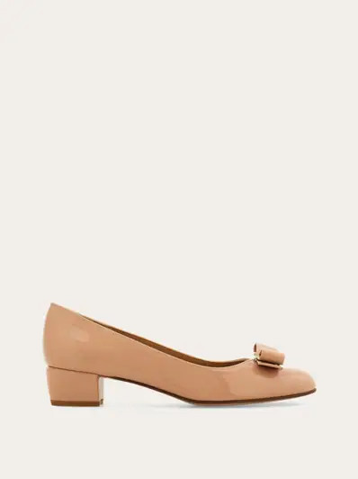 Vara Bow pump shoe | Ferragamo (EU)