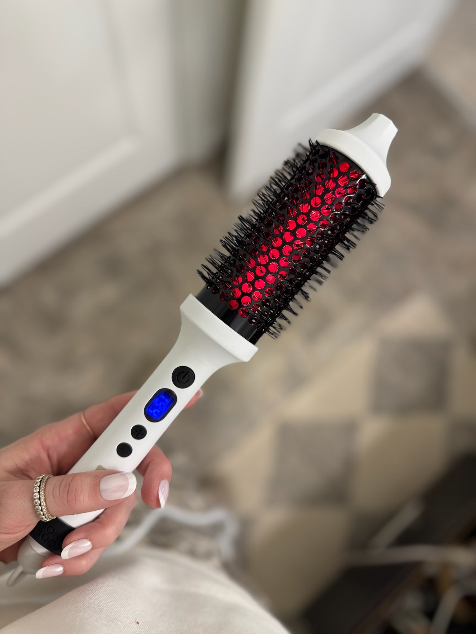 Just got this infrared thermal bounce brush in and used it as soon as I could today and I love it so far! @Bondi Boost 

#LTKBeauty #LTKmorningroutine #LTKgrwm