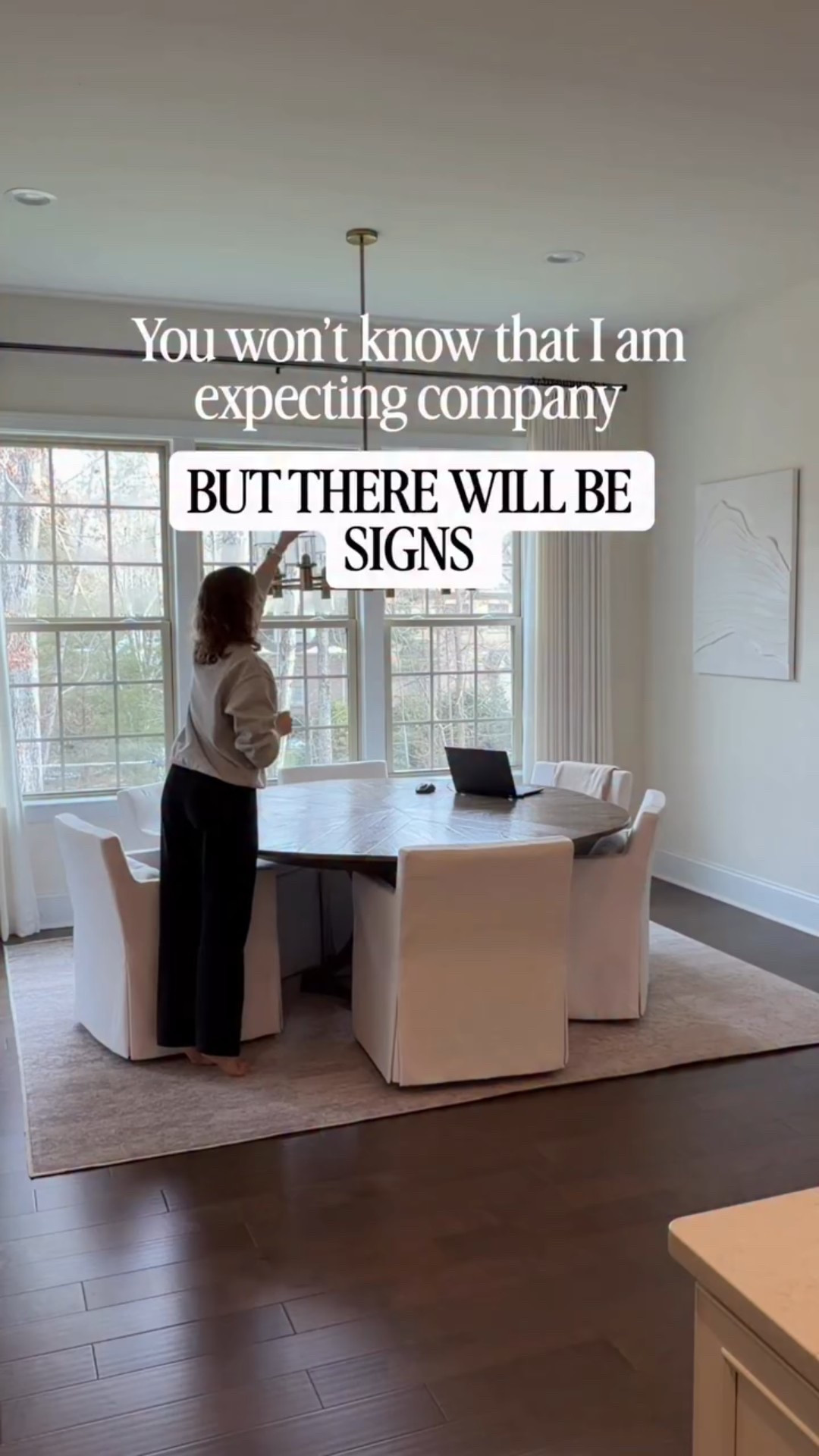 Waiting for guests to arrive and suddenly noticing everything.

Tonight it was the kitchen chandelier.
Five minutes before company shows up… and somehow that becomes the thing that has to be cleaned right now.

Living in the Charlotte area, I see this all the time — we don’t clean because our homes aren’t beautiful, we clean because we care about how our spaces feel when people walk in.

That’s the heart of good home design: creating a space that feels welcoming, comfortable, and lived-in — not perfect.

So now I’m curious: what’s the most random thing you’ve cleaned right before guests arrived?

Comment “shop” for links ⸻

#charlotteinteriordesigner
#cozyhome
#homedesign
#interiordesignlife
#charlottenc