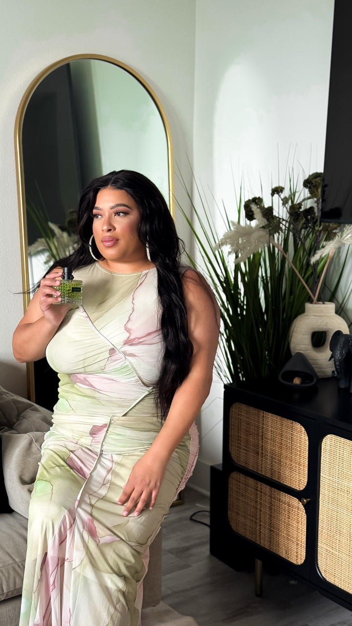 When fall in the South still feels like summer, lightweight layers are the secret sauce ✨ 

These 3 dresses from @commense.official are perfect for our warm days but still give all the chic details you can layer up when temps finally dip. Each one has its own eye-catching twist that makes it standout.

Which look is your fave? 

Drop the word SHOP below for links + don’t forget you can use my code “rachelamyowens_12”to save 🤍

 #commense #commensereview# #midsizefashion #midsizefashioninspo #midsizeoutfits