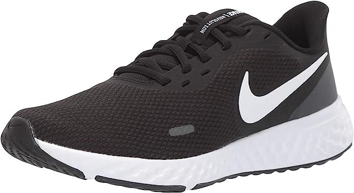 Nike Women's Revolution 5 Running Shoe | Amazon (US)