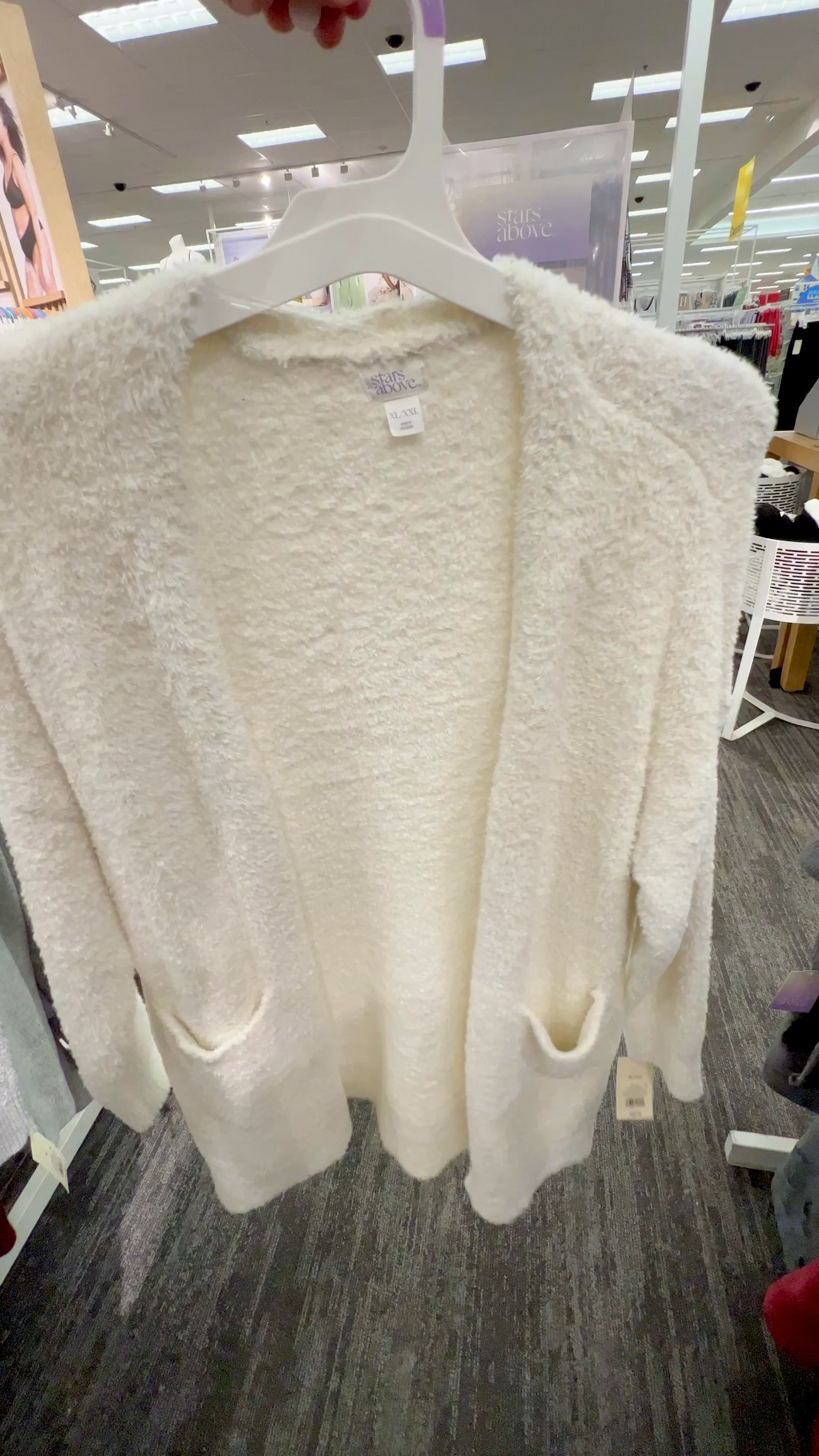 Women's Cozy Feather Yarn Cardigan - Stars Above™ at Target! Comes in 4 colors 

On sale till midnight tonight 11/19 for 30% off 


#LTKsalealert #LTKCyberweek #LTKstyletip