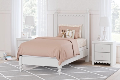 Mollviney Panel Bed, White | Ashley Homestore