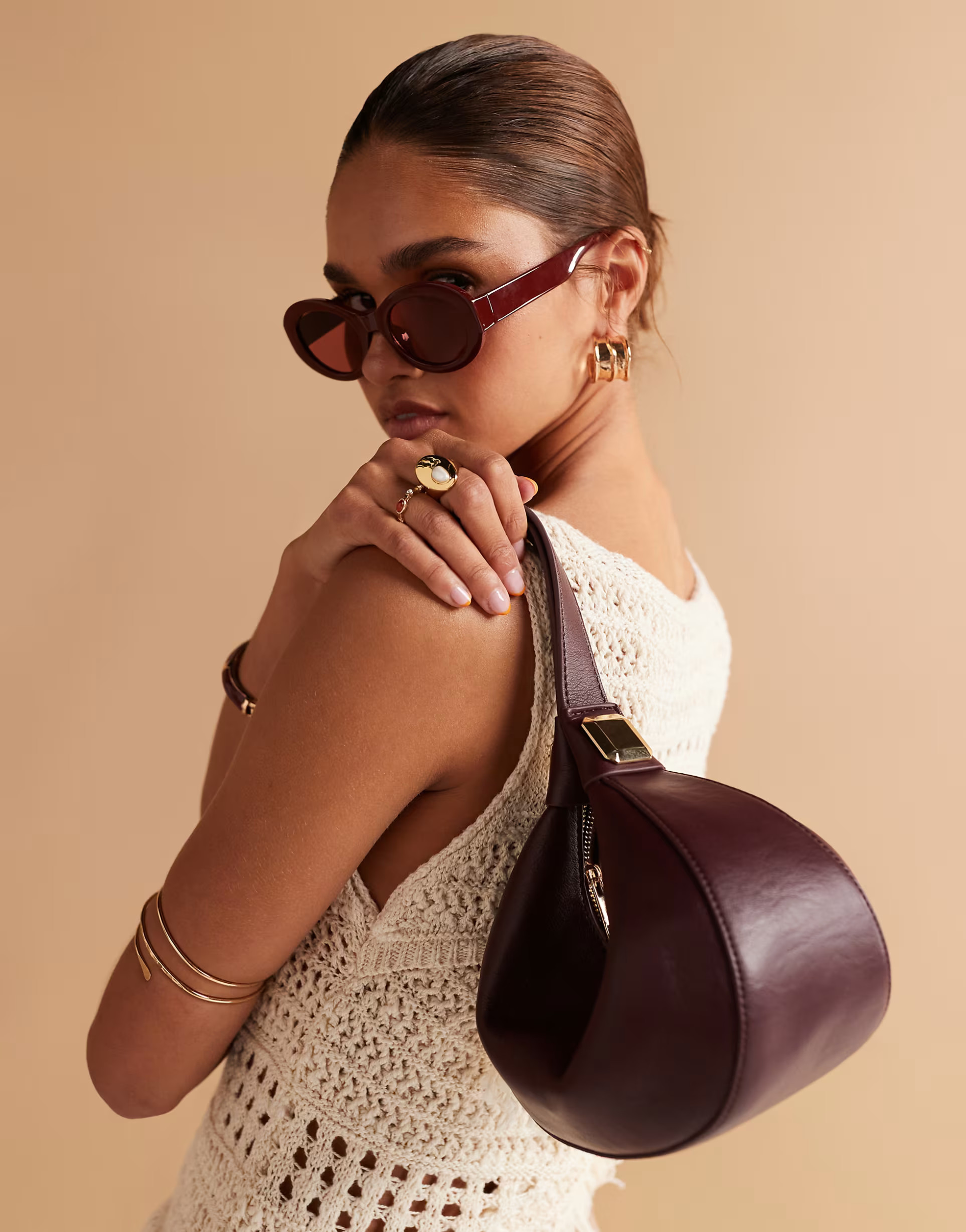 ASOS DESIGN interchangeable grab cookie clutch and shoulder bag in burgundy | ASOS | ASOS (Global)