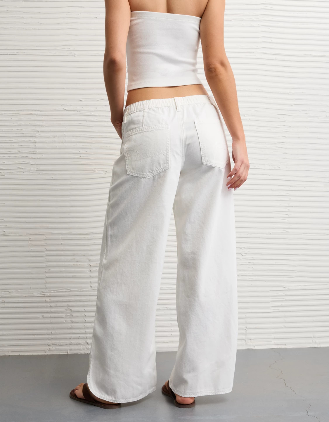 AE Low-Rise Beachy Baggy Jean | American Eagle Outfitters (US & CA)