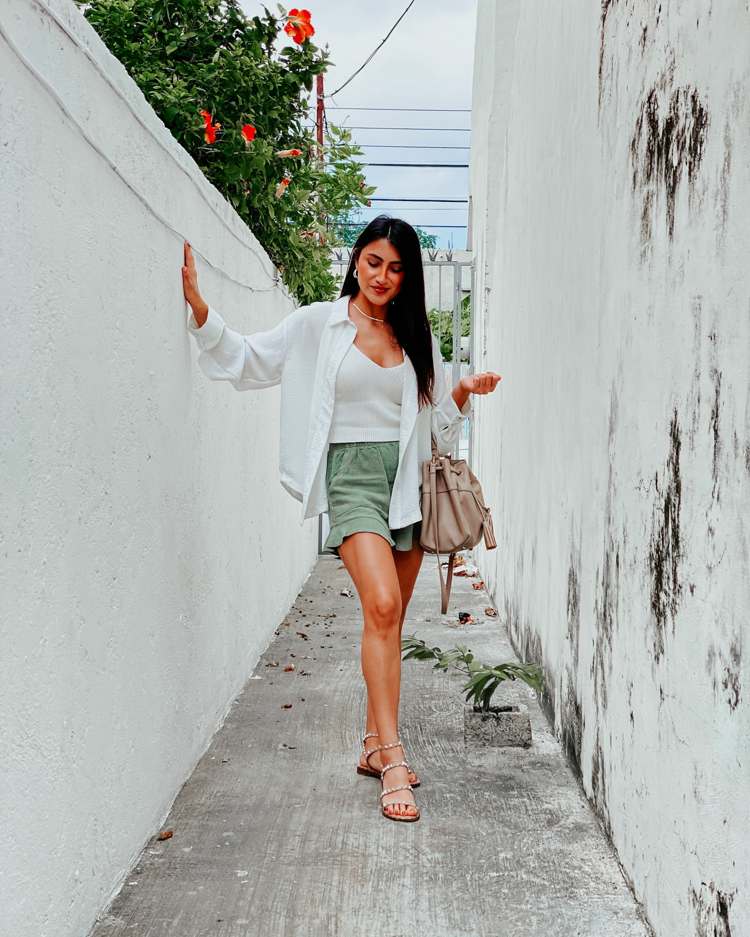 Top is on the smaller side so I recommend sizing up one. 
Shorts are tts 

#LTKunder50 #LTKSeasonal #LTKshoecrush
