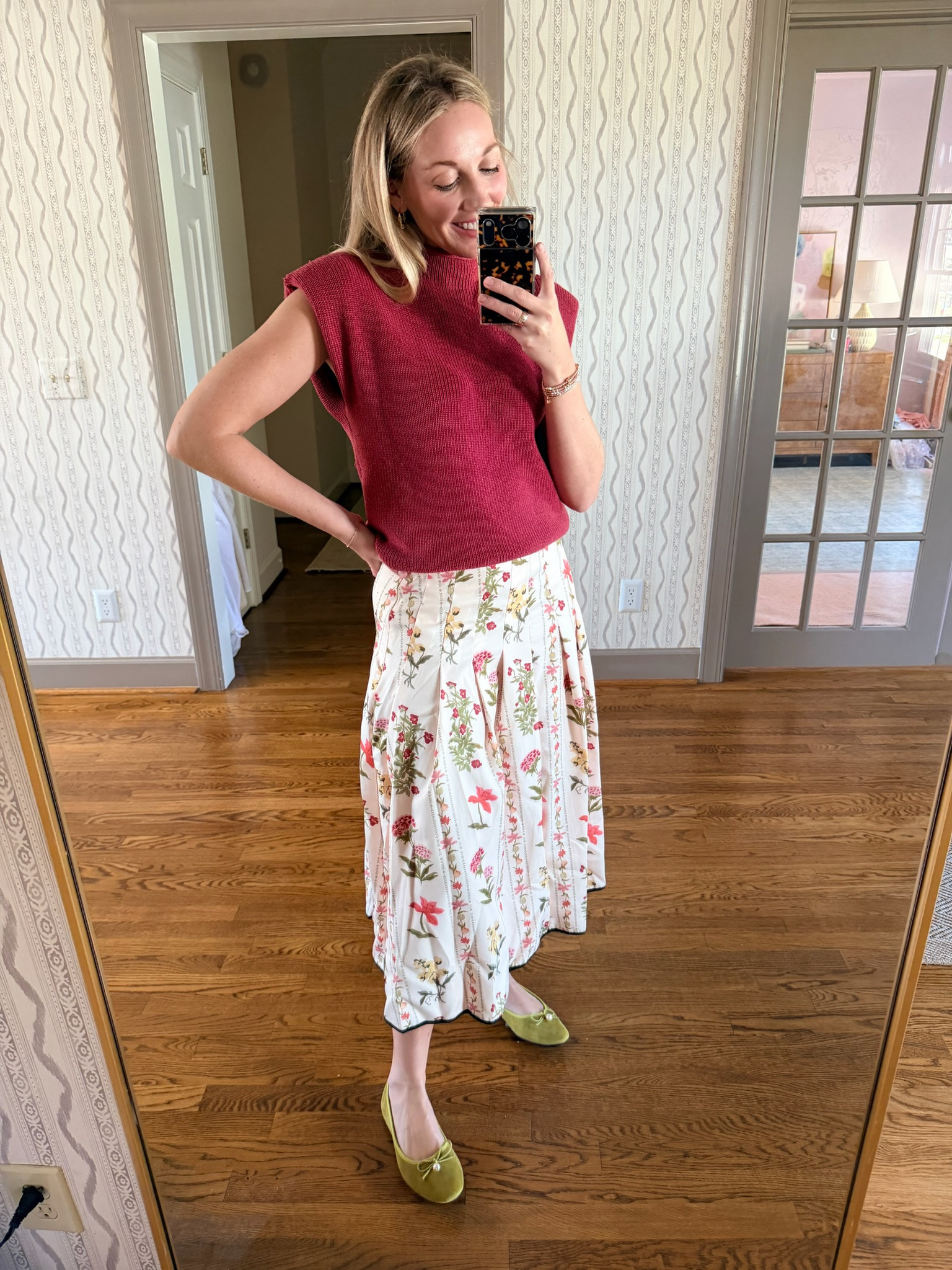 Paired my old Amazon mock neck sweater with my new ballet flats & this chic floral skirt (sells out quickly!) 
Wearing a medium in the skirt. Be sure to size up 1/2 a size on these fabulous ballet flats!

#OOTD #AmazonFashion #TheSouthernSource

#LTKdayinmylife #LTKgrwm #LTKootd