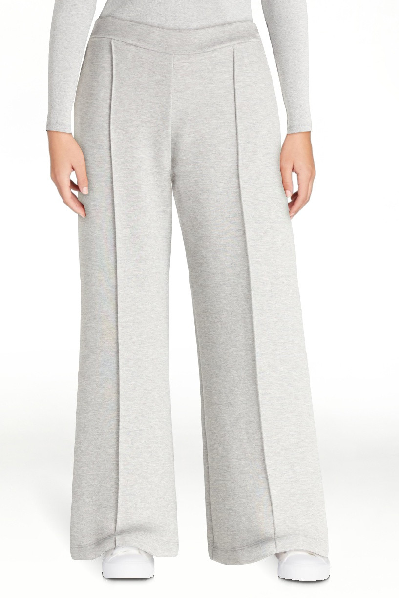 Scoop Women’s and Women’s Plus New Scubaknit Seamed Sweatpants, Regular and Short Lengths, Si... | Walmart (US)
