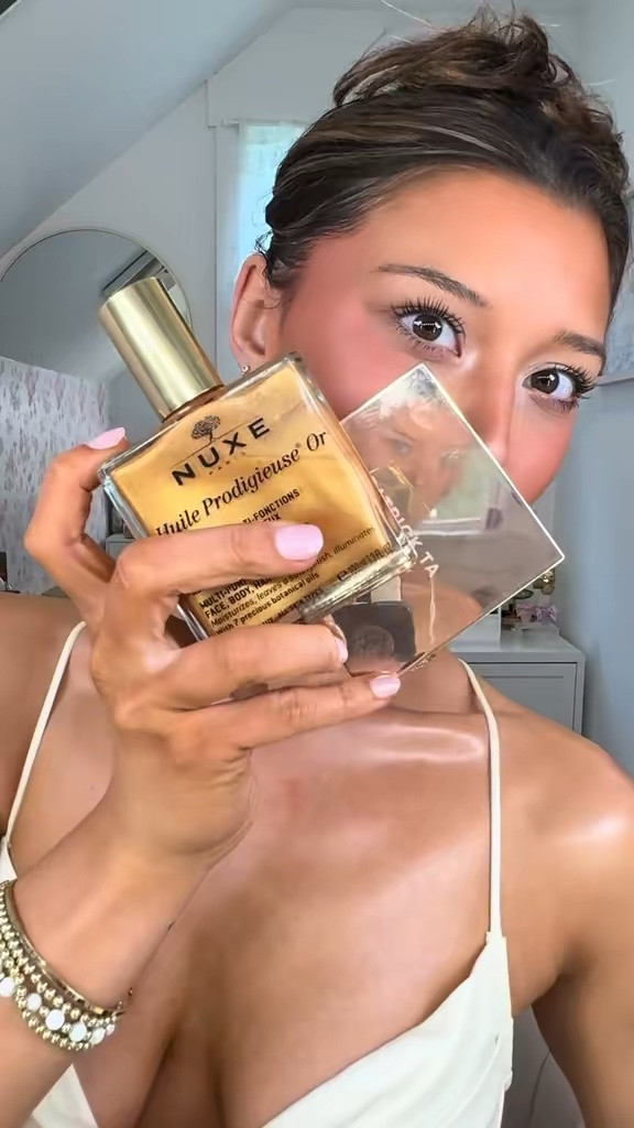 I couldn’t live without body glow balms/oils.

#LTKgrwm #LTKselfcare #LTKBeauty