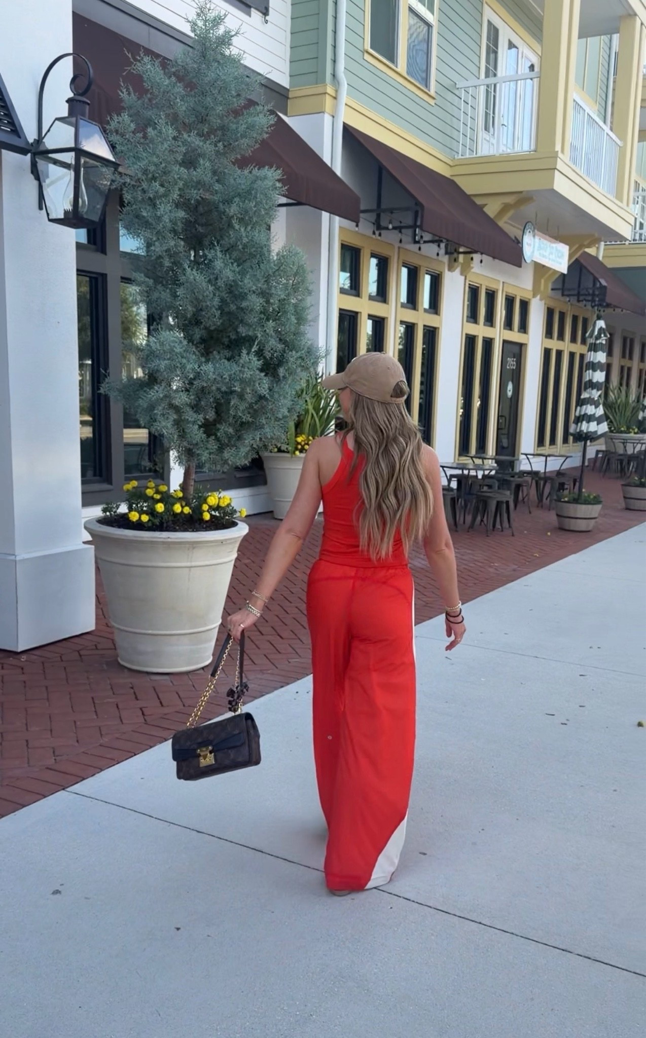 @lululemon THESE PANTS >> 🙌🏼😩🤩

#LTKdayinmylife #LTKActive #LTKTravel
