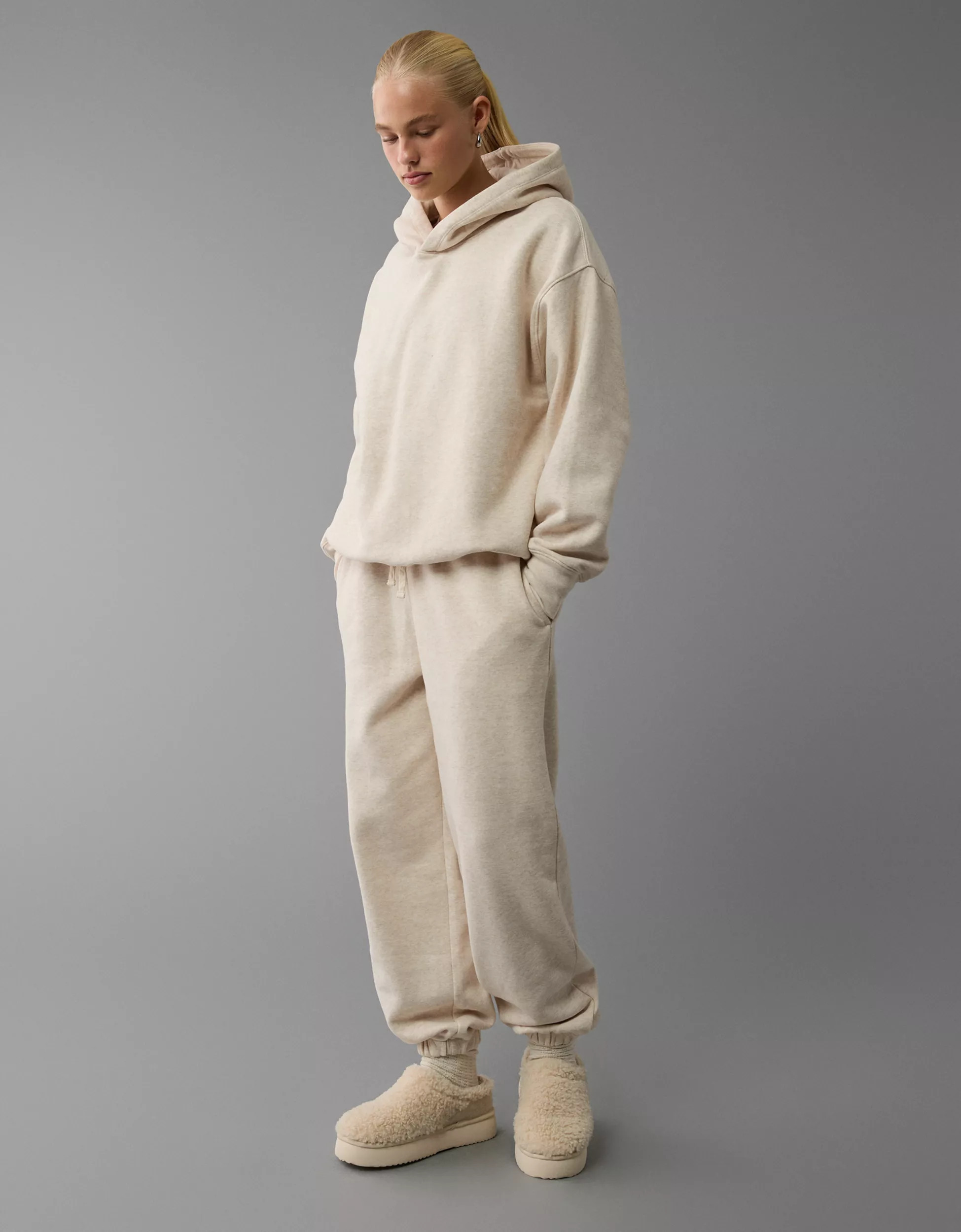 AE Everyday Luxe Hoodie | American Eagle Outfitters (US & CA)