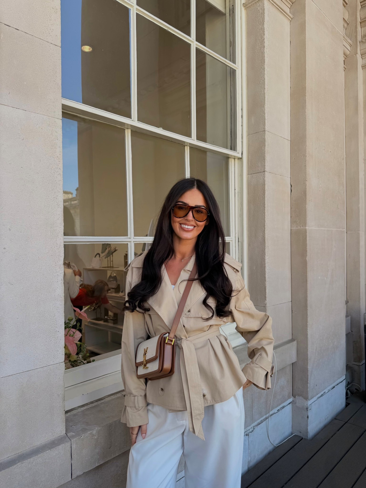 I wear a size S in the jacket & size 10 in the trousers 🤍

Spring trench, cropped trench, aviator glasses, cream trousers, spring trousers, crochet ballet flats, ballet flats, spring shoes, summer shoes

#LTKuk #LTKspring #LTKeurope