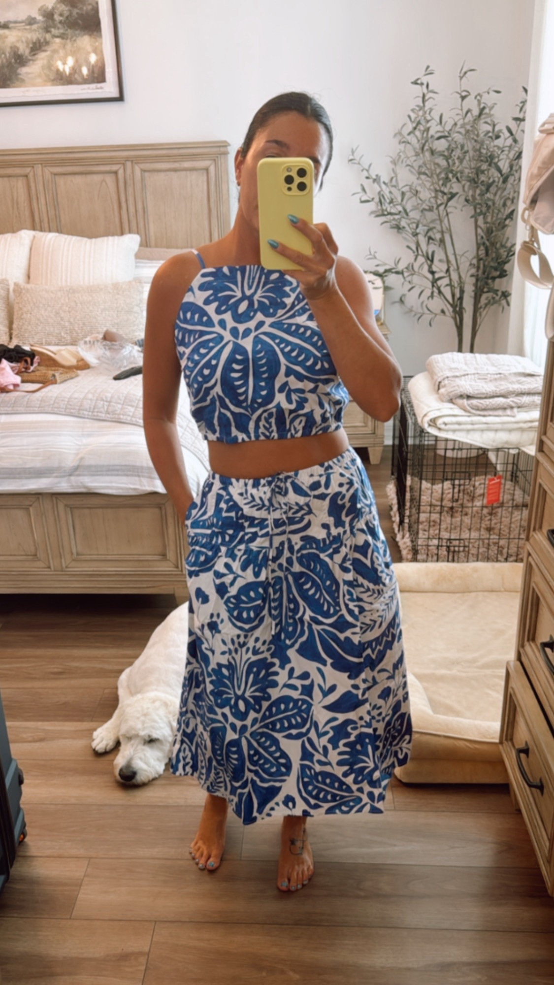  Banana Republic Summer Set Vibes. Just added this bold floral two-piece set from Banana Republic to my summer wardrobe and I’m in love. The fit is breezy, flattering, and perfect for anything from brunch to a beachside dinner. I also snagged it in a solid red because—hello—this one was too good not to double up. 

#BananaRepublicStyle #SummerOOTD #MatchingSet #TwoPieceSet #FloralsForSummer #CoastalStyle #ResortWear #OOTD #OutfitInspo #LTKStyle #LTKFinds #NaomiStyledIt


#LTKSaleAlert #LTKSummerEdit #LTKFindsUnder100