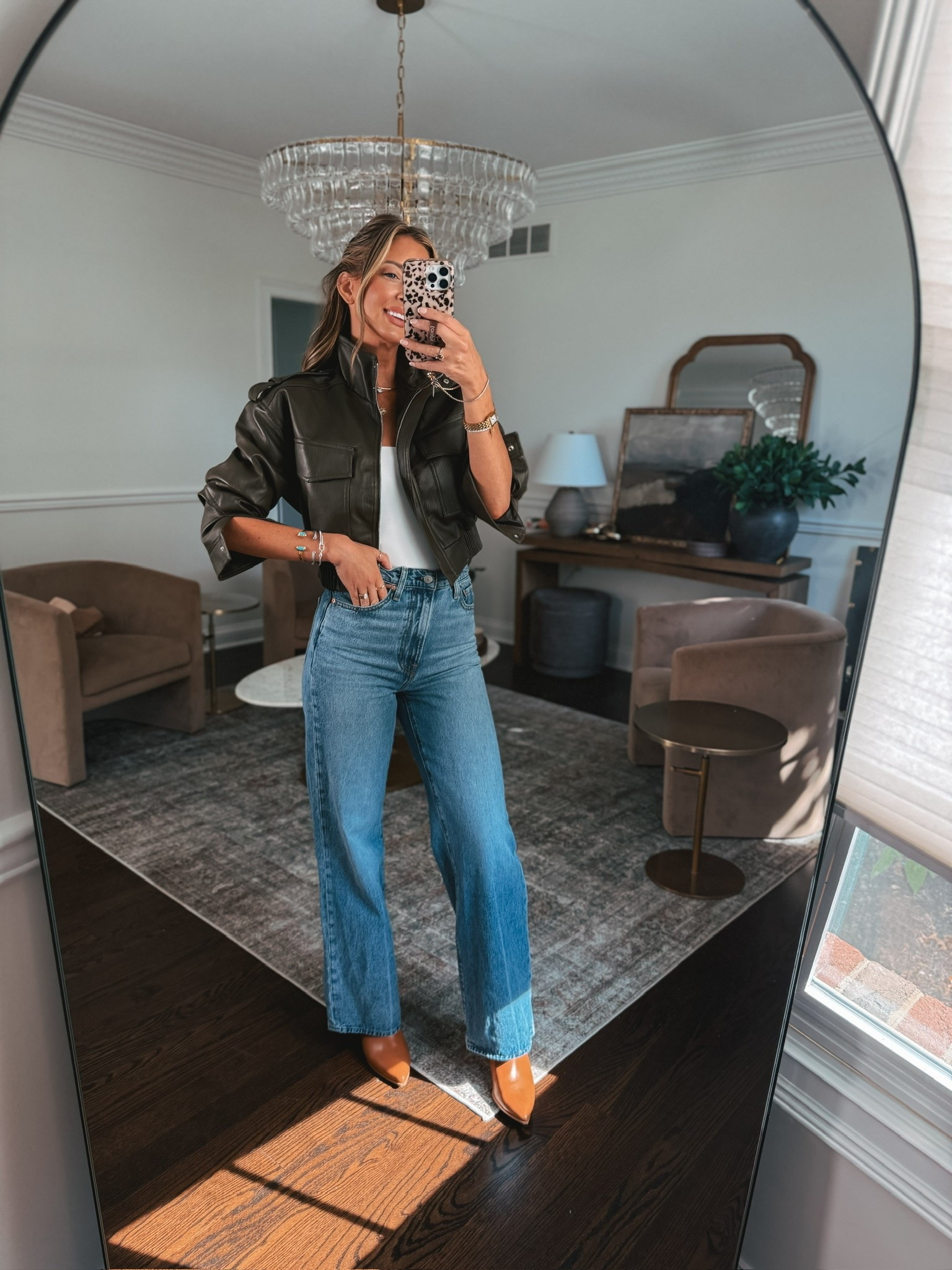 I just got this cropped jacket in from Amazon and it is SO good!!! It’s the perfect length with my go to ribcage jeans. Loving this easy but cute fall outfit idea!

#LTKootd #LTKgrwm #LTKmomlife