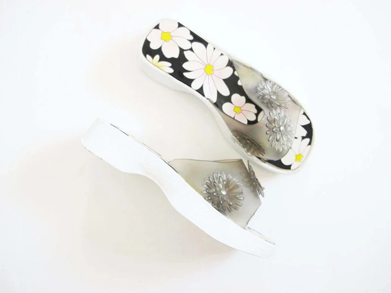 Vintage Y2k 2000s Floral Platform Slide Sandals 8 Daisy Print Chunky Platforms Plastic Mule Sanda... | Etsy (US)
