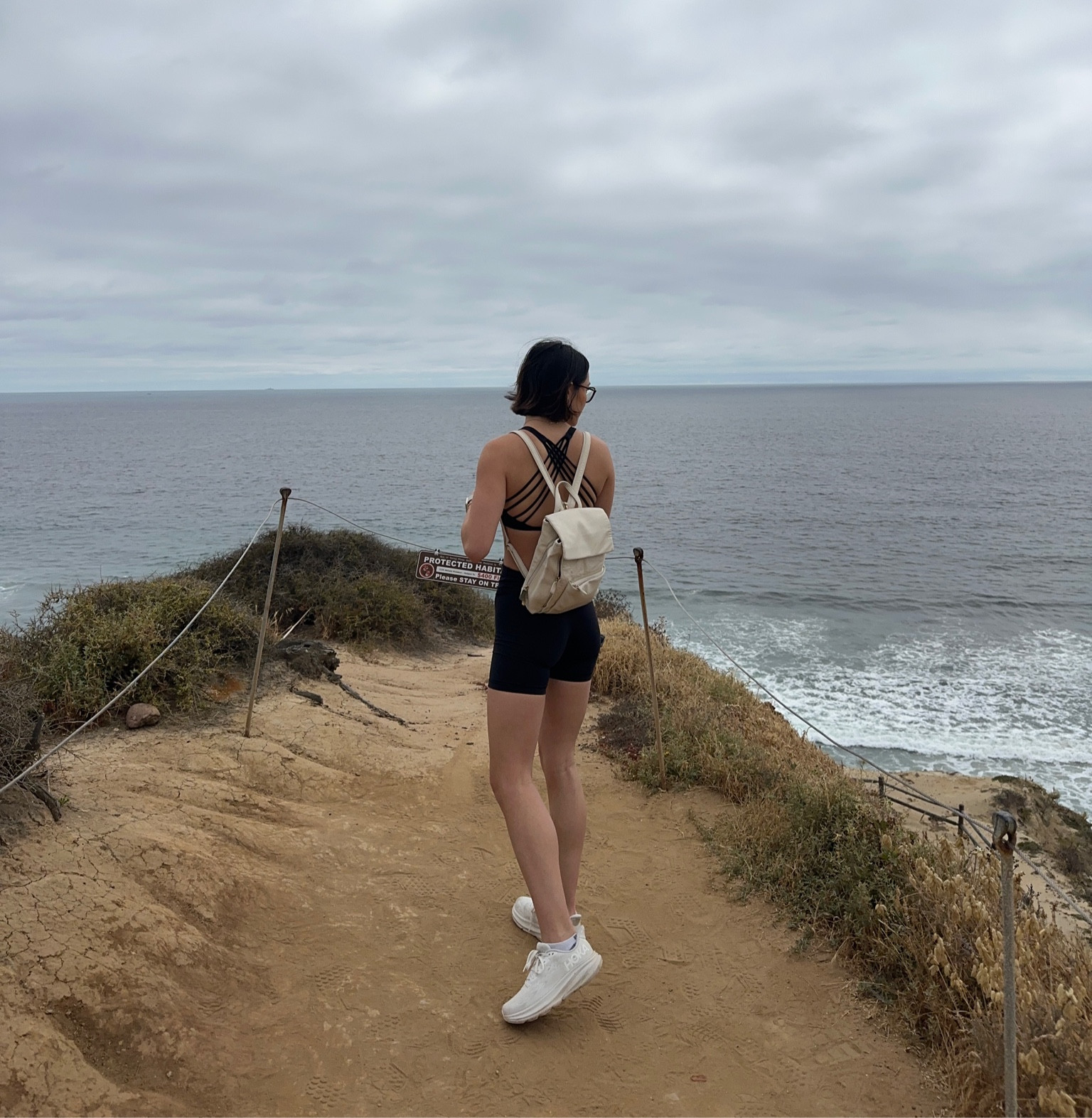 my go to runners for every workout! just the right amount of cushion, super comfy and cute (when they’re not dirty from a hike) 🤭