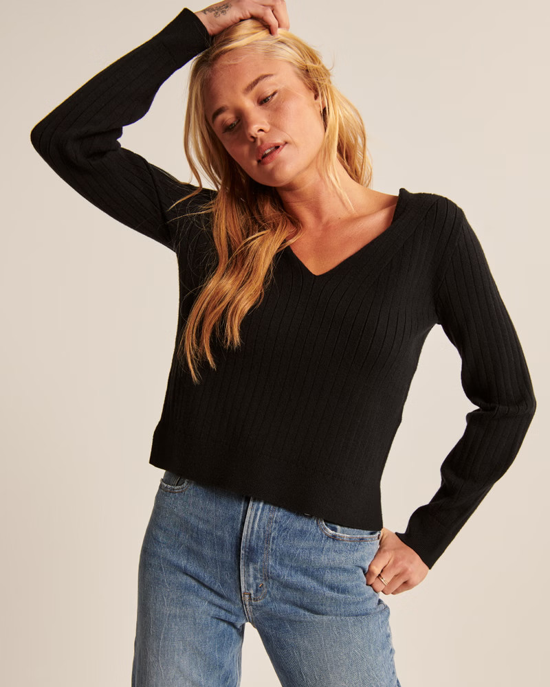 Women's LuxeLoft Slouchy V-Neck Sweater | Women's Fall Outfitting | Abercrombie.com | Abercrombie & Fitch (US)