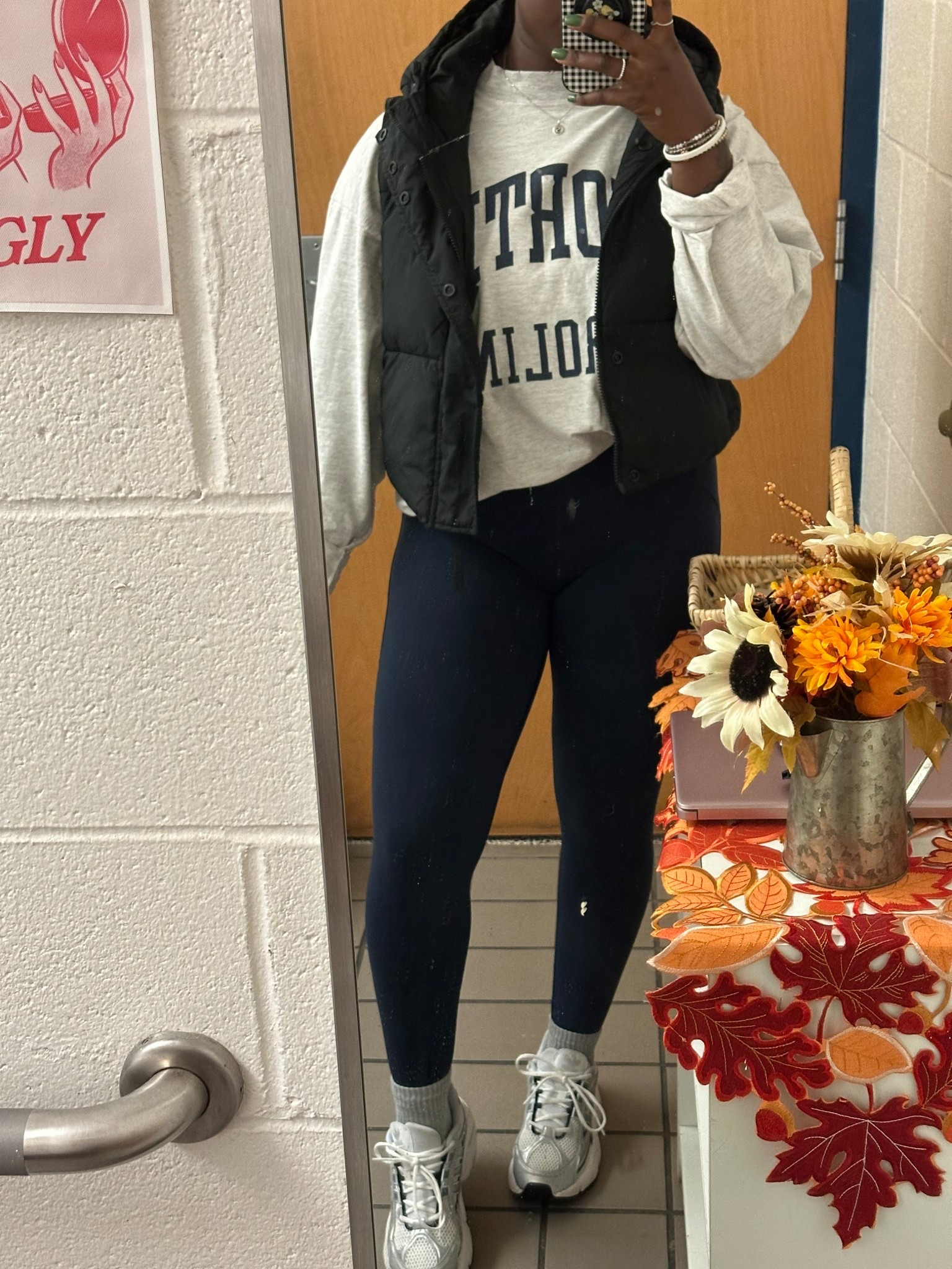 Comfy chilly weather outfit 

#LTKActive #LTKShoeCrush #LTKFindsUnder100