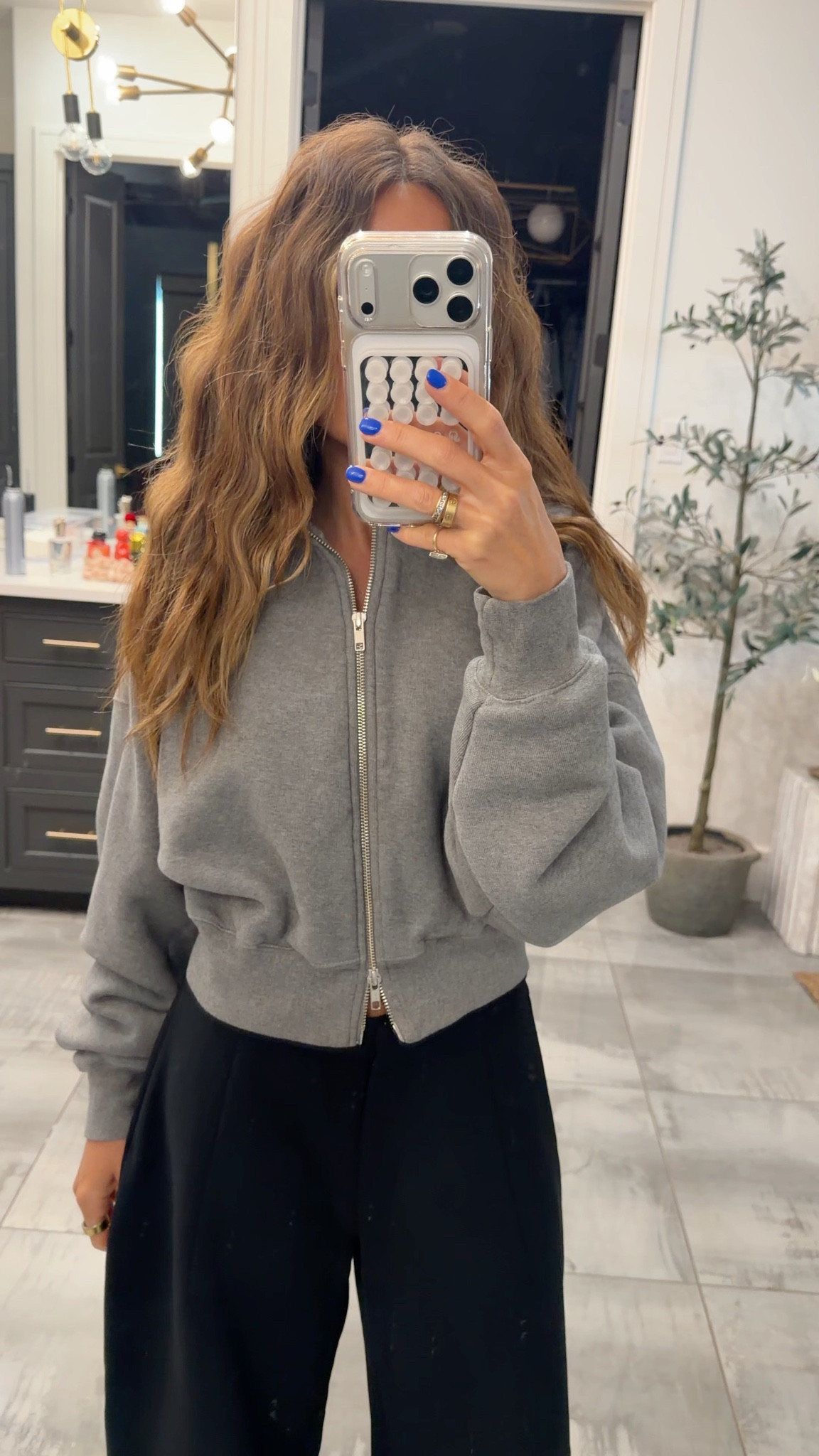 Small in jacket @Shopbop and size 2 in these pants @Aritzia 

#LTKootd #LTKPetite #LTKOver40