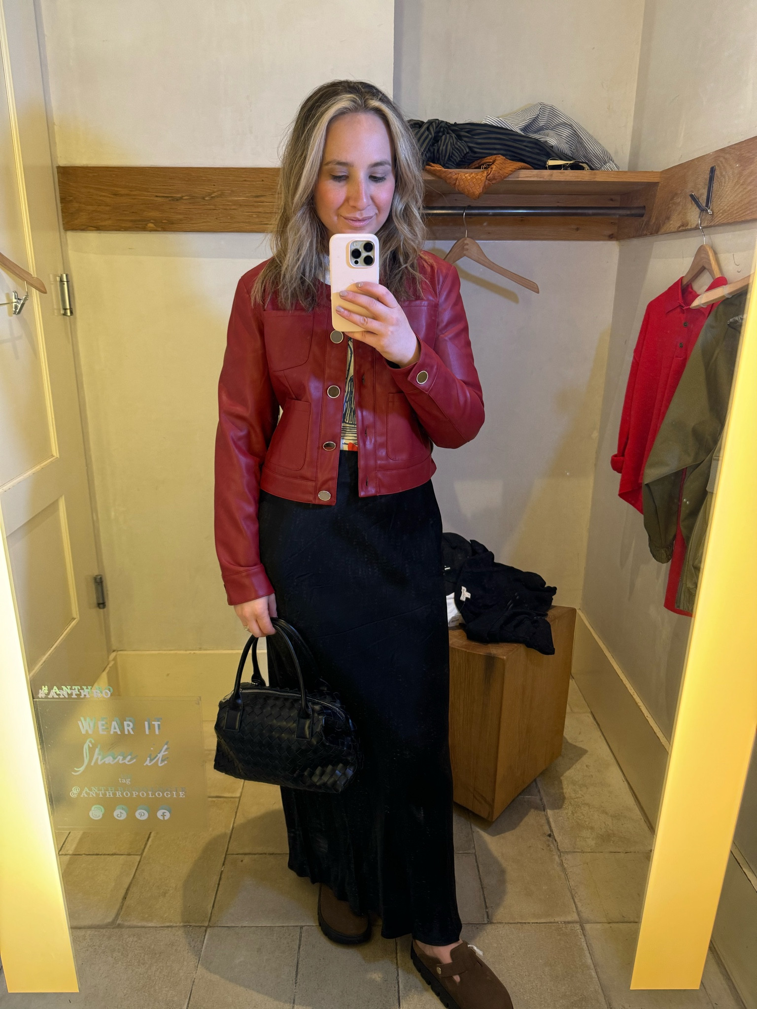 Lipstick red, buttery soft, faux leather/cropped blazer? Yes please ✔️💄

#LTKStyleTip #LTKU #LTKSeasonal