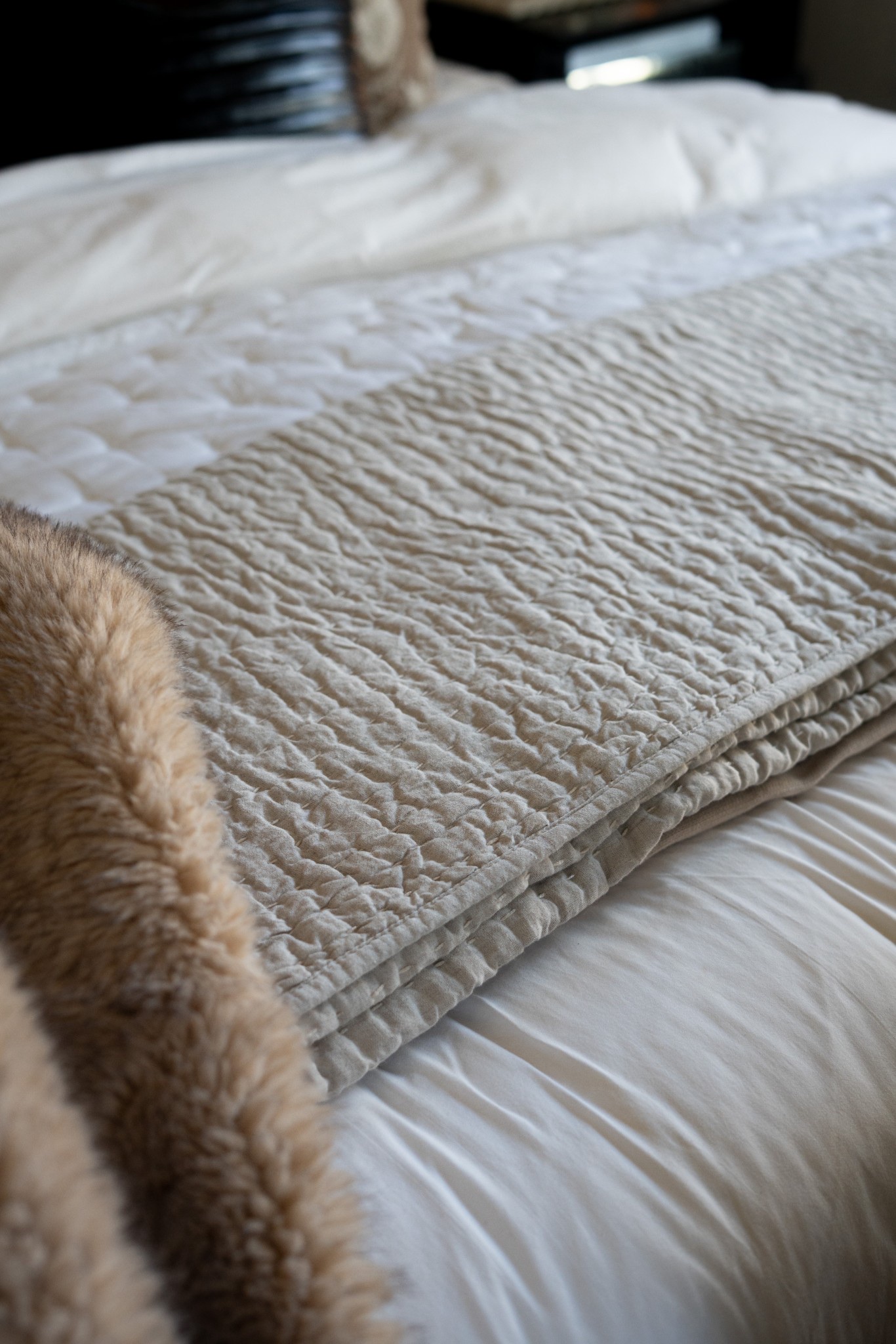 I’m absolutely in love with this bamboo bedding! It’s light, soft, cozy and soooo affordable and it’s so over the top!

#LTKSeasonal #LTKSaleAlert #LTKHome