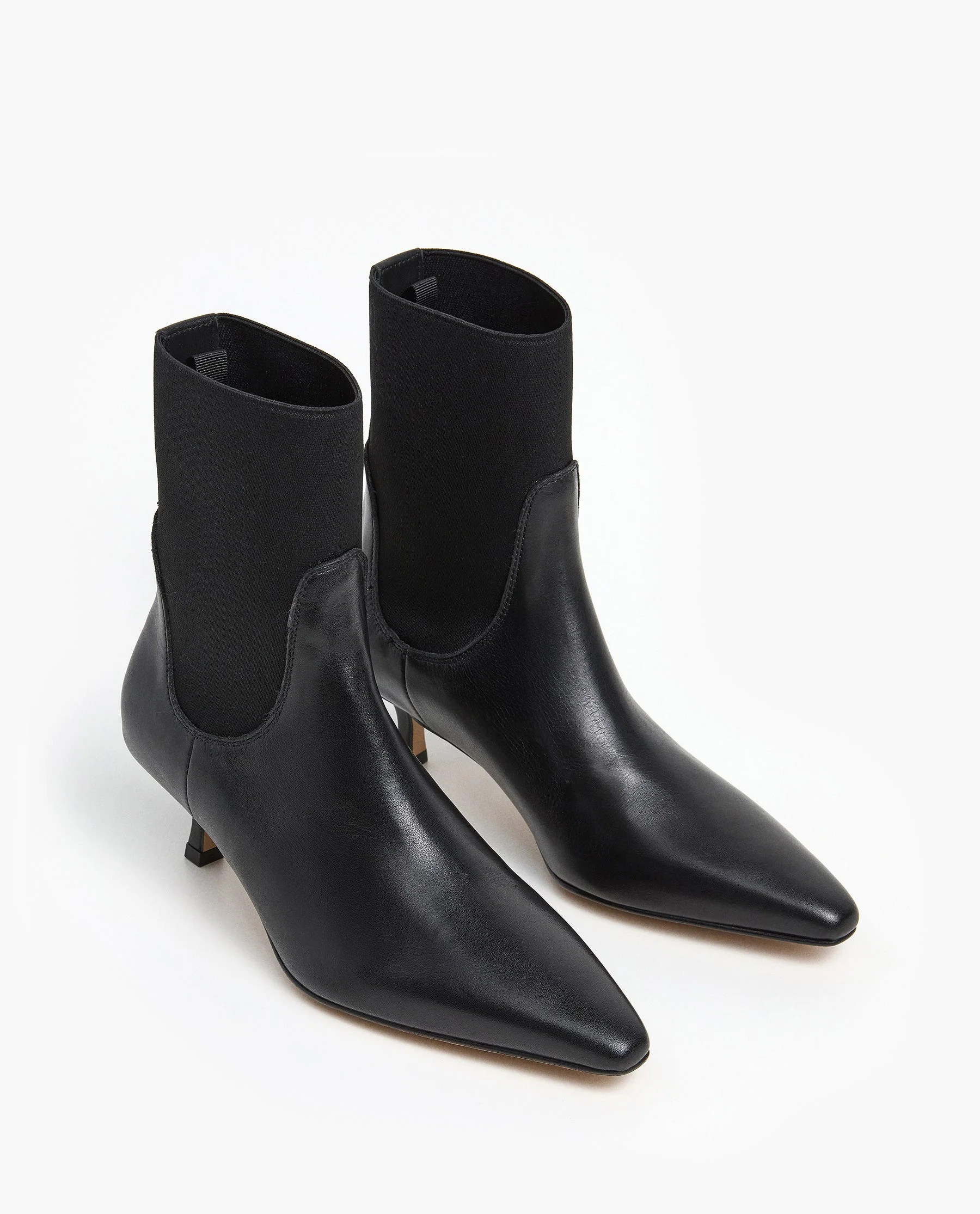 Monroe Leather Black | Flattered