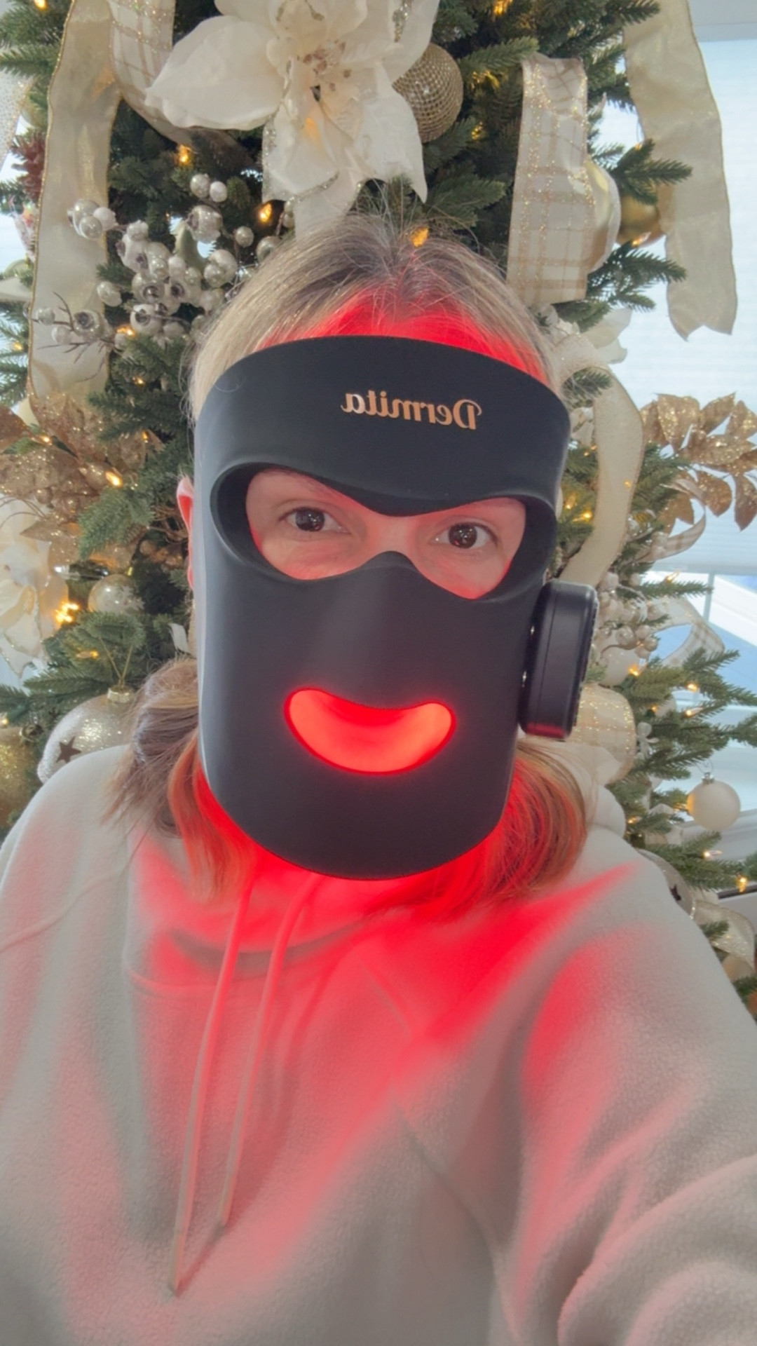 Currently 20% off this wireless red light mask! Has 4 modes and 3 intensities. Great gift idea for her! My daughter who is in her early 20’s has one too so no age limits

#LTKGiftGuide #LTKOver40 #LTKselfcare