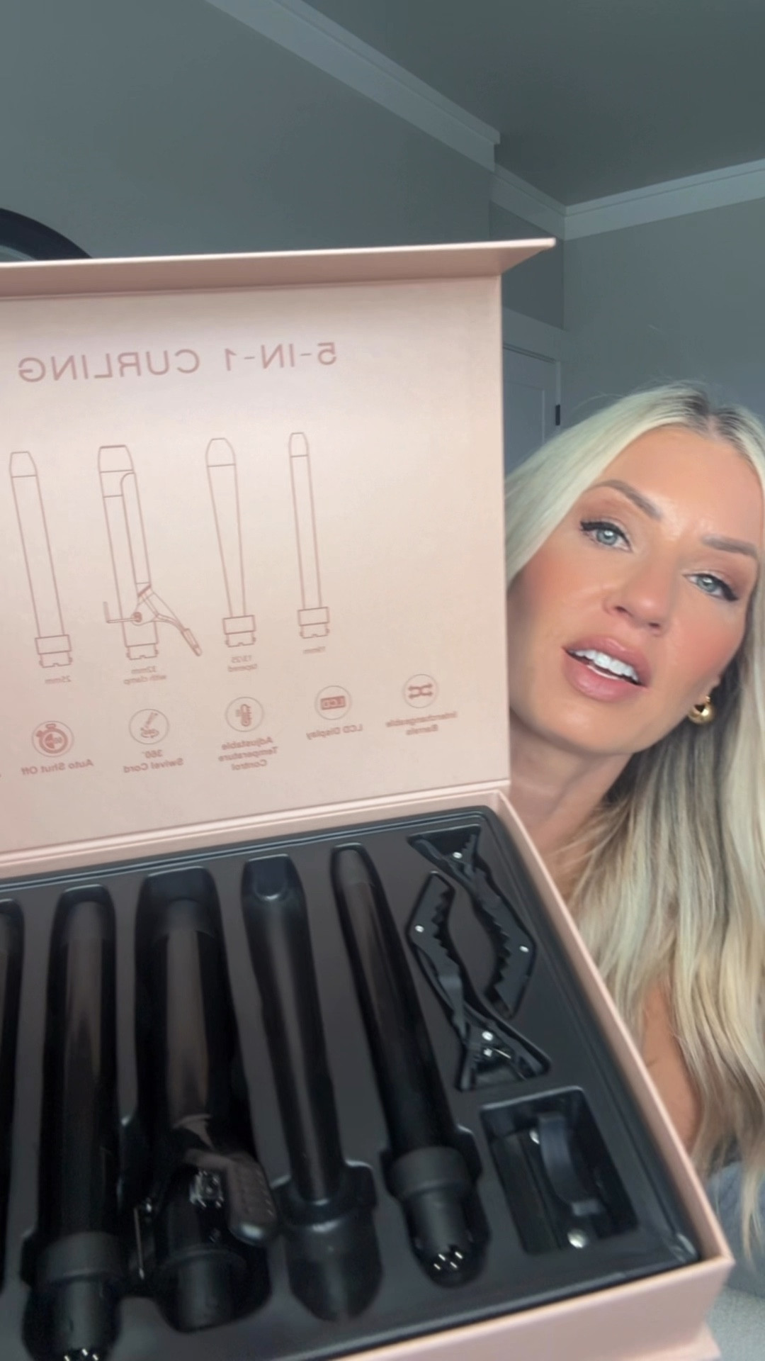  Bombay hair 5 in 1 styler 
Such an easy way to switch out size and shape for the perfect curl.
Beauty trick 
Hair tool
Hairstyling tips 

#LTKFindsUnder100 #LTKStyleTip #LTKBeauty