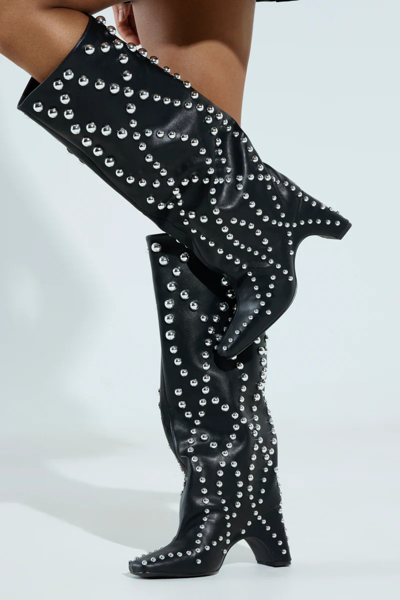 AZALEA WANG WELLS BLACK EMBELLISHED BOOT | AKIRA
