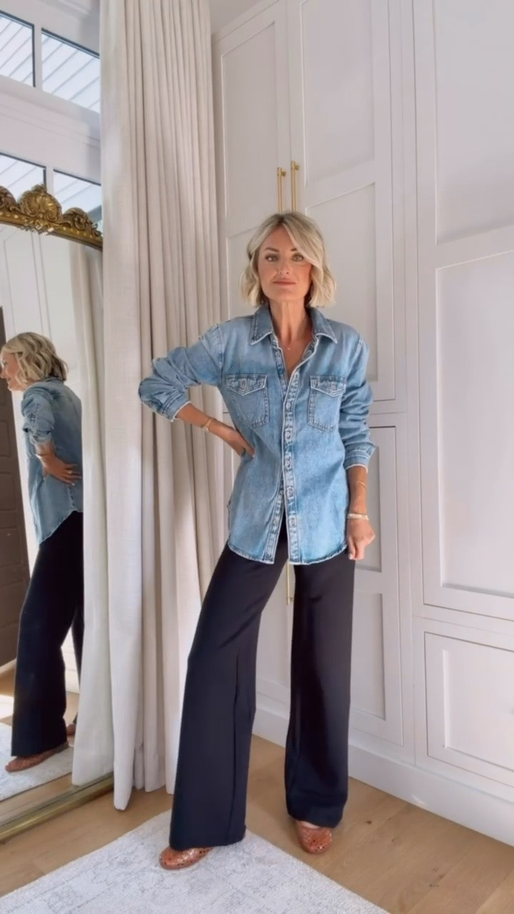 I cannot say enough how much I love a good denim button down! It’s just such a versatile top that you can also style as a jacket! Wearing XS/00!

Loverly Grey, Loft, fall outfit, fall workwear, black wide leg pants, jelly flats, closet staples, denim shirt, denim button down

#LTKSeasonal #LTKWorkwear
