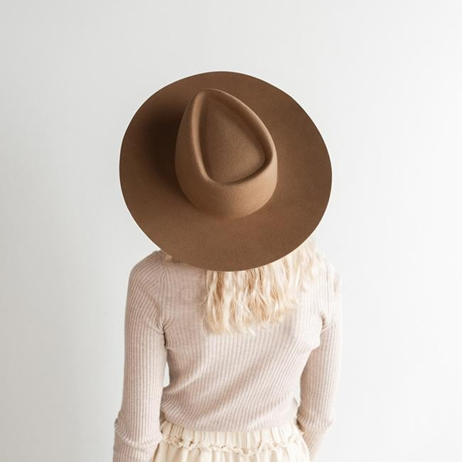 Dakota Triangle Crown - Brown | Gigi Pip