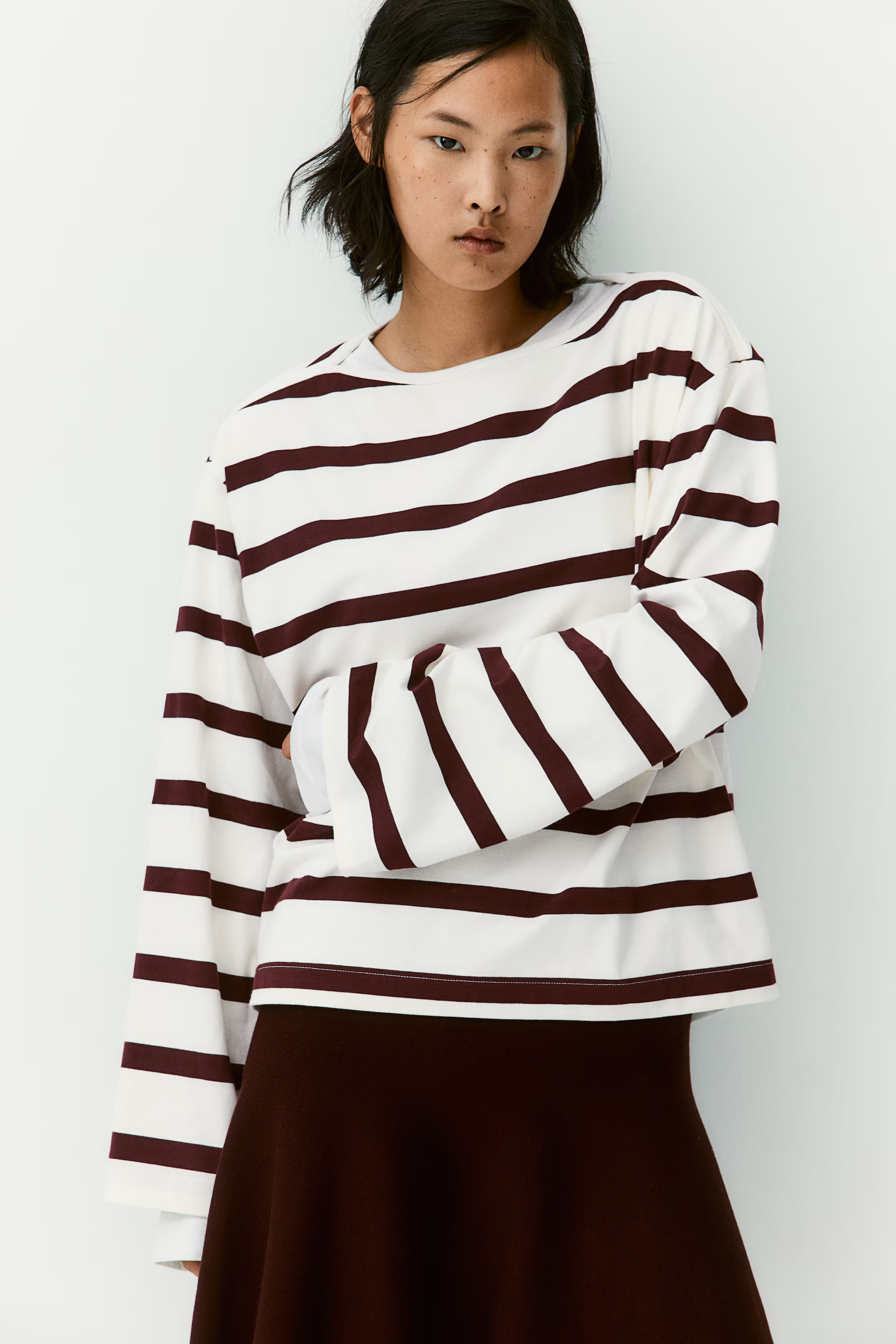 Oversized Shirt mit U-Boot-Ausschnitt | H&M (DE, AT, CH, NL, FI)