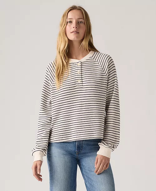 Levi's Women's Lassen Henley Long Sleeve Top - Macy's | Macy's
