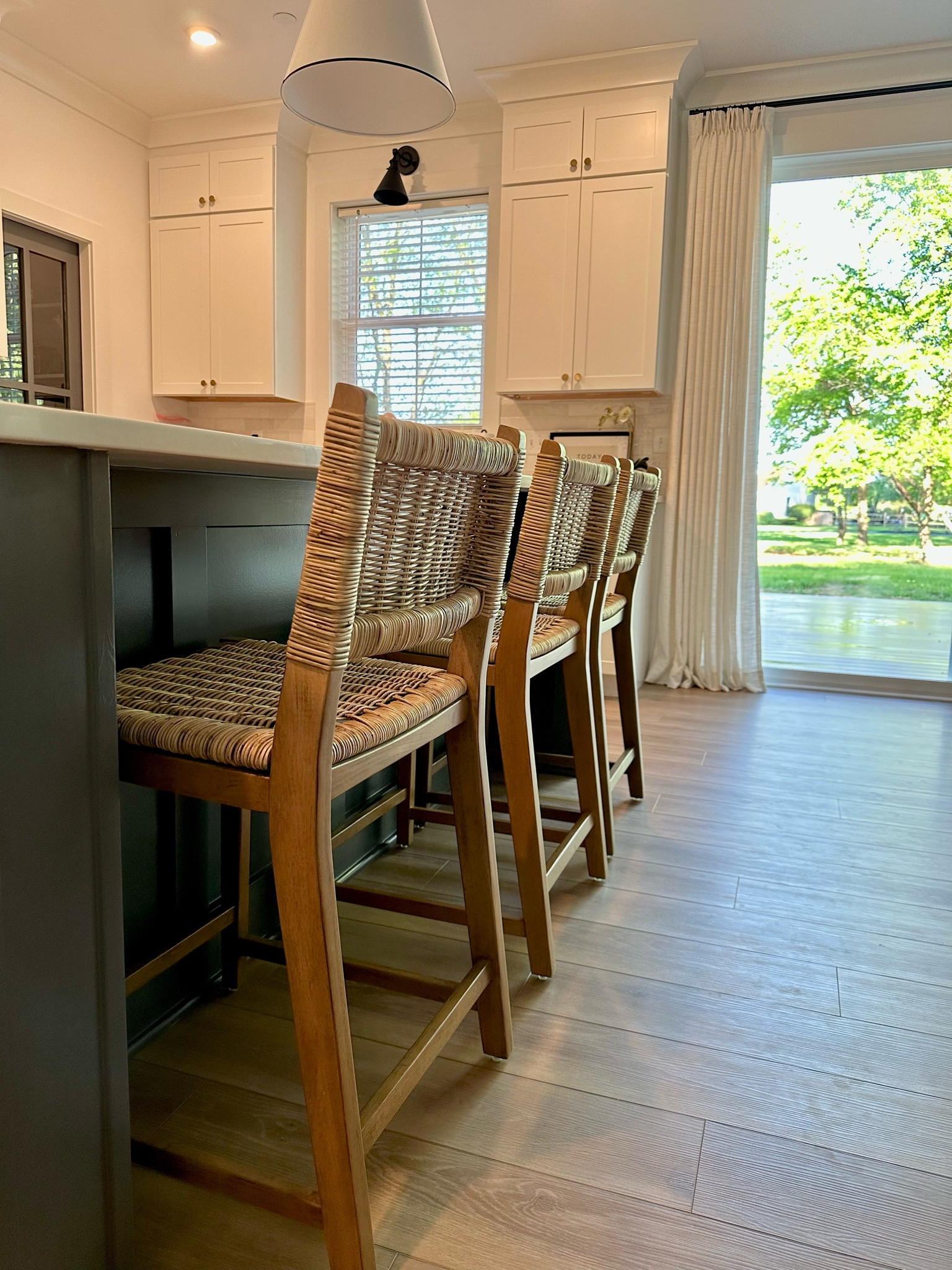 Kitchen bar stools, woven bar stools, barstools

#LTKSaleAlert #LTKStyleTip #LTKHome