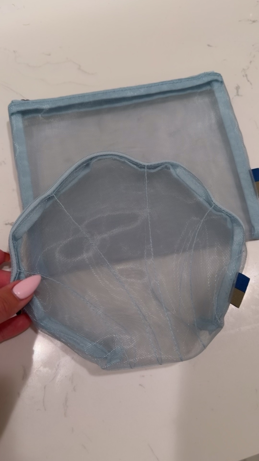 Mesh seashell bag pouch set! Comes in 4 colors! Perfect for travel, beach, pool bag, or for a teen or tween daughter 👌

#LTKSwim #LTKTravel #LTKmomlife