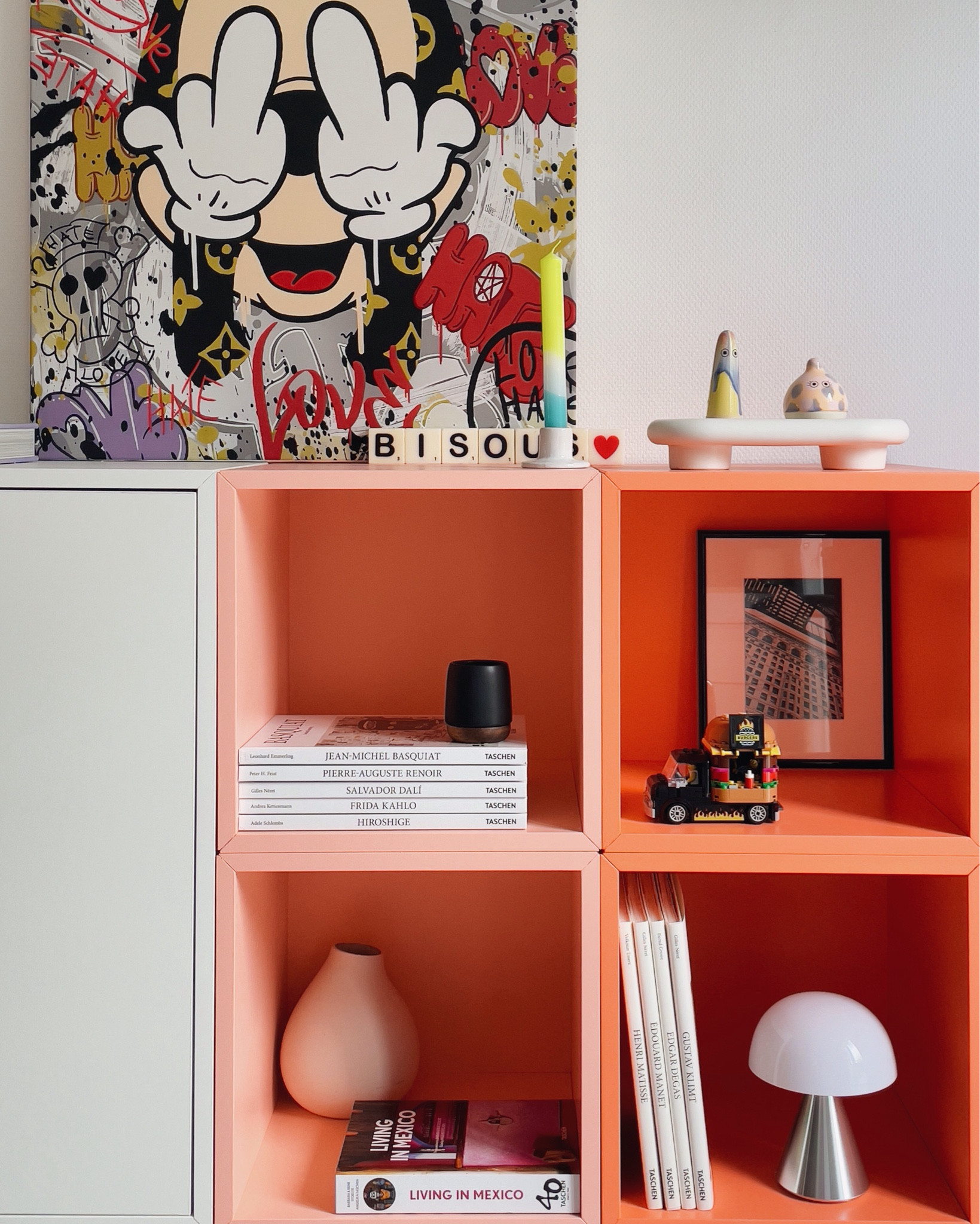 Déco sur les caissons Ikea Eket. Affiches, livres, lego, bougies, beaucoup d’accessoires que j’aime ajouter

#LTKhome