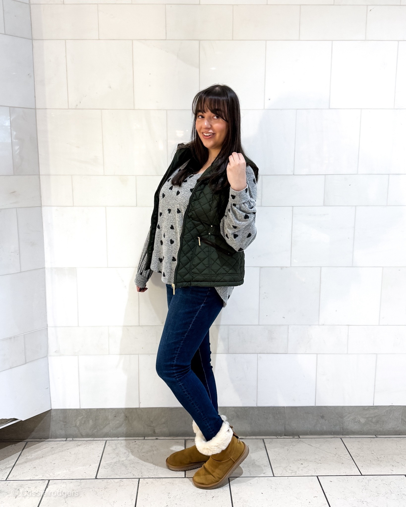 I heard 2016 was back so I had to pull out the skinny jeans and bear paw Uggs 

#LTKFindsUnder50 #LTKMidsize #LTKootd