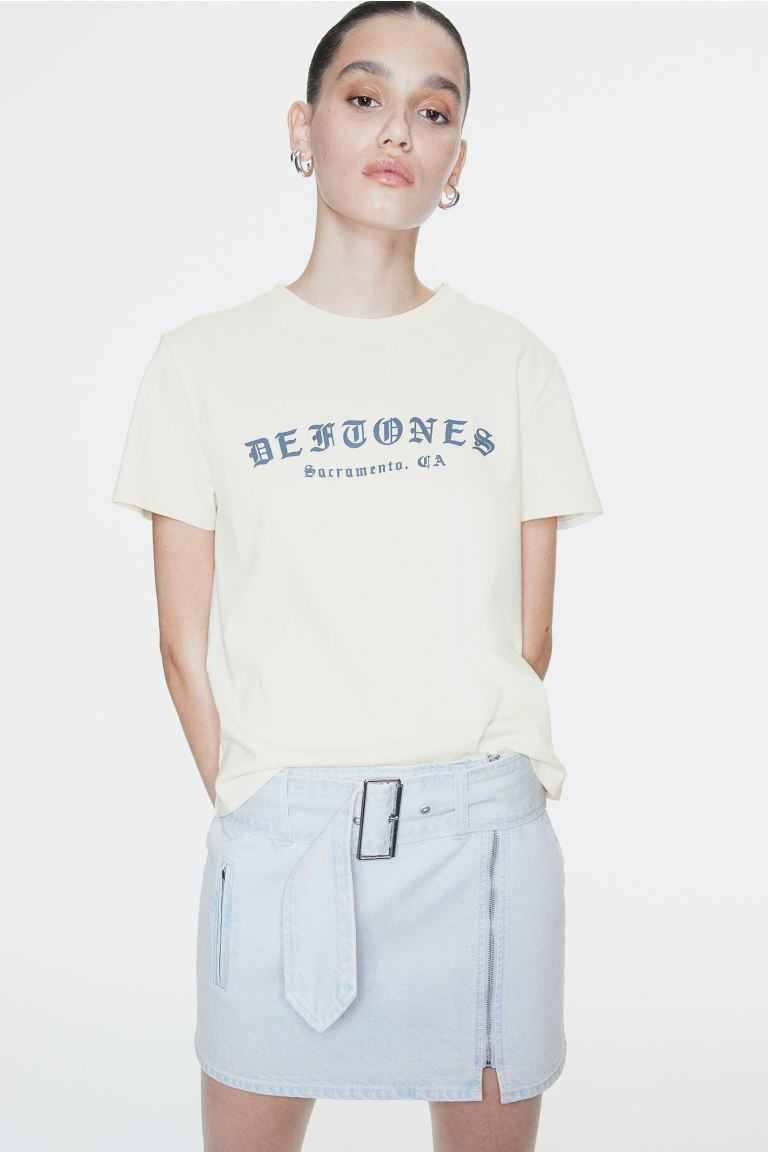 Cream/Deftones | H&M (US + CA)