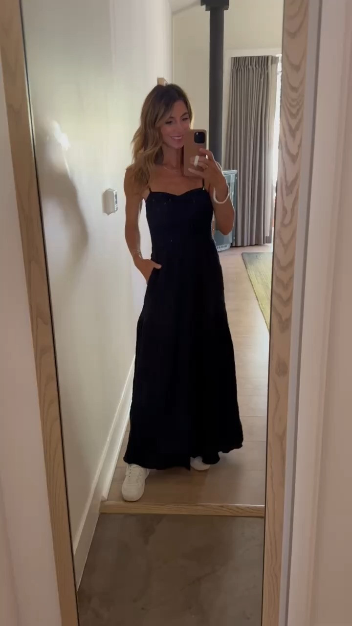 Comfy, lightweight and easy to wear dress for vacation + it has pockets!!! loved this look 

 #LTKSeasonal #LTKStyleTip #LTKTravel