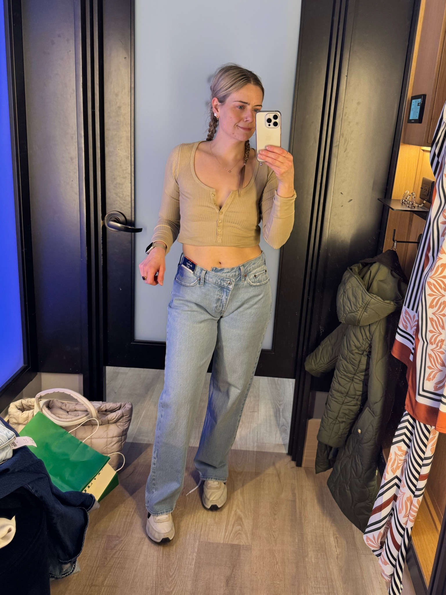 Very surprised by how much I liked these low rise, baggy jeans. Love the crossover button front closure. Super unique and fun! I’m in the Curve Love version. Fits true to size! 

#LTKSaleAlert