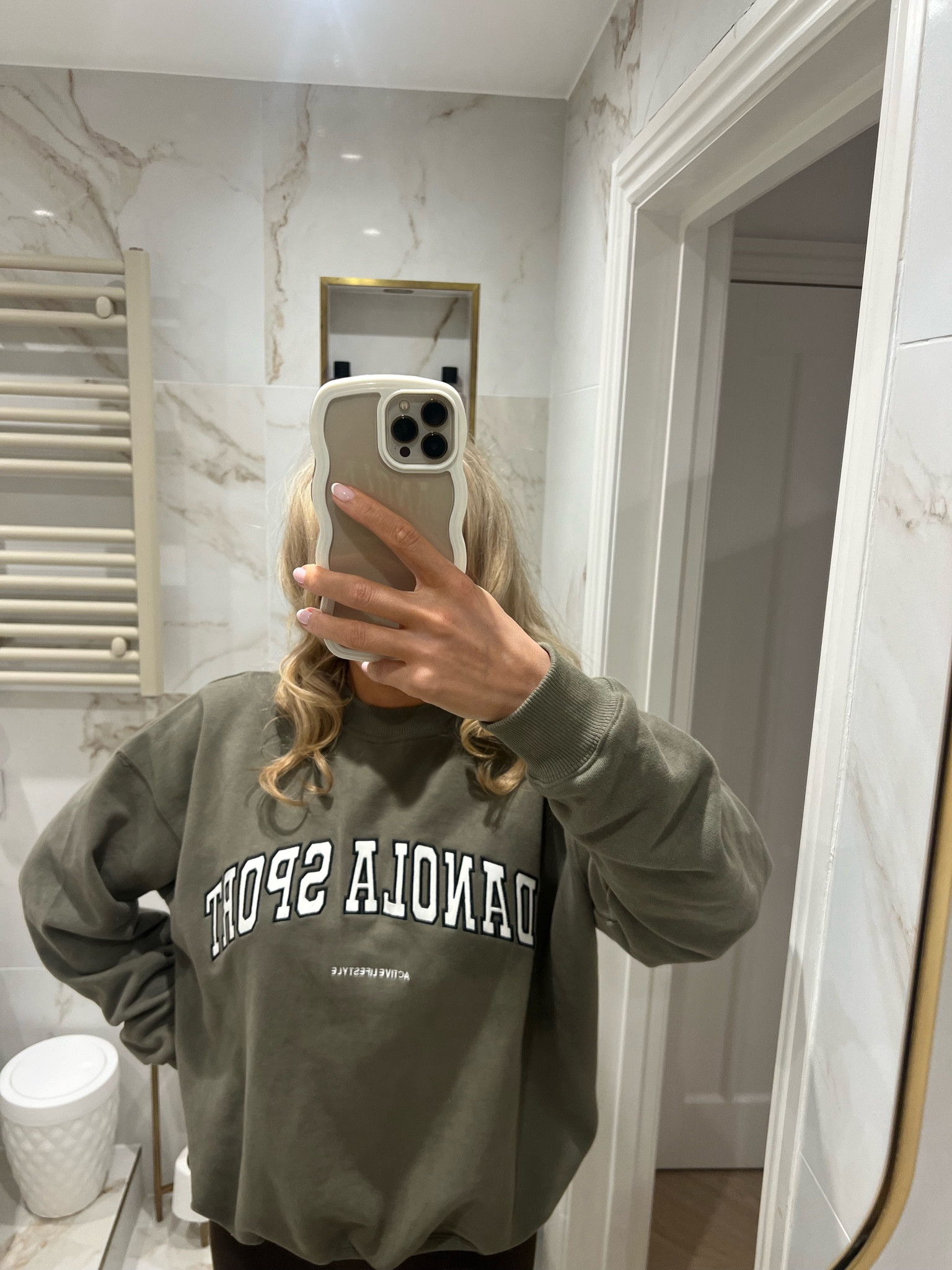 Always my favourite loungewear 

adanola - adanola sport - Adanola hoodie - adanola jumper - adanola sweater - Ada - adanola loungewear - adanola top - loungewear - sportswear - sweater - hoodie 

#LTKU #LTKfit #LTKeurope