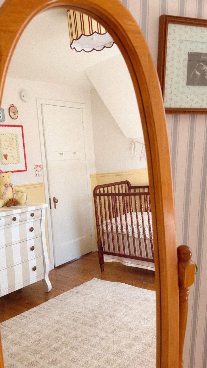 Love the nursery space so much 💛 the yellow is perfection!! 
.
#nursery #yellow #genderneutral #diyhome #babyroom

#LTKmomlife #LTKBump #LTKBaby