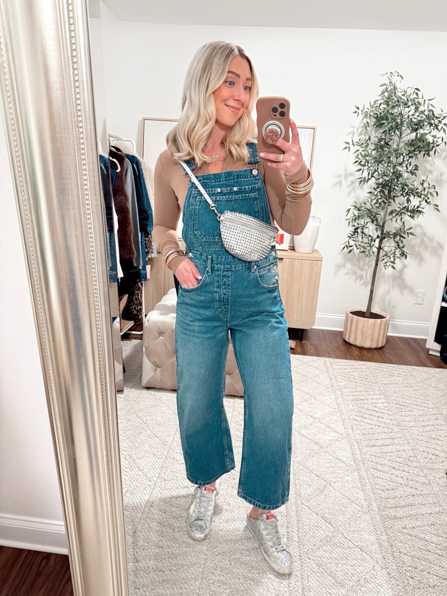 I have finally found THE PERFECT overalls if you’re petite and they just went 60% OFF! 🫶🏻 The only caveat is you have to size up! I’m a size 4 and very hippy and had to size up to a medium and they’re the perfect fit!👖🤩 5’4” for reference! 😉 Shop them via the 🔗 in my bio! 

Overalls, free people overalls, spring outfits 

#LTKdayinmylife #LTKSaleAlert #LTKootd