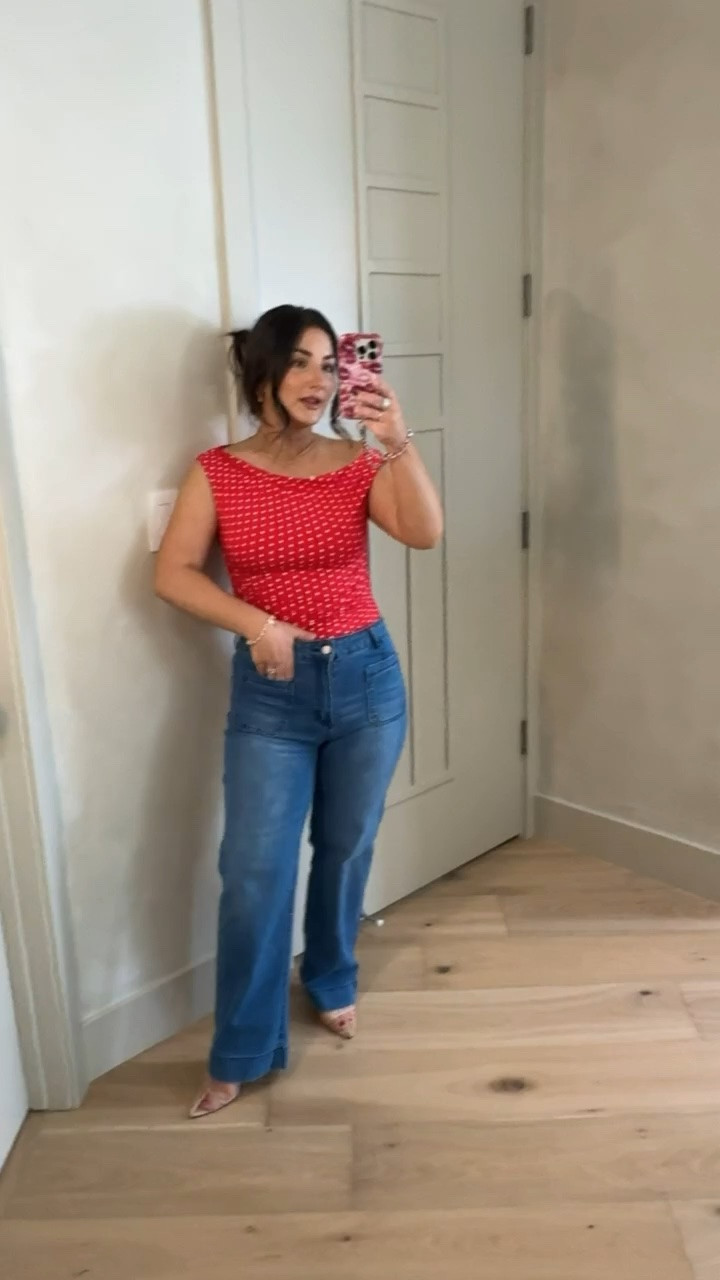 Date night outfit! 

Double lined top size small
Jeans size 6

5’0” 140lbs

#LTKootd #LTKgrwm #LTKPetite