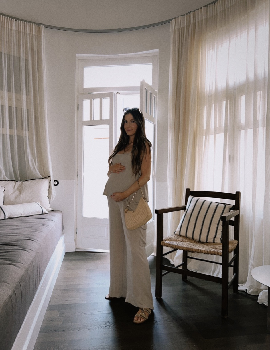 We spent the first night of our Babymoon in Athens, Greece. This was the perfect outfit for the first night after a long flight - comfy, casual, cute, and bump friendly! 

#LTKTravel #LTKBump #LTKStyleTip